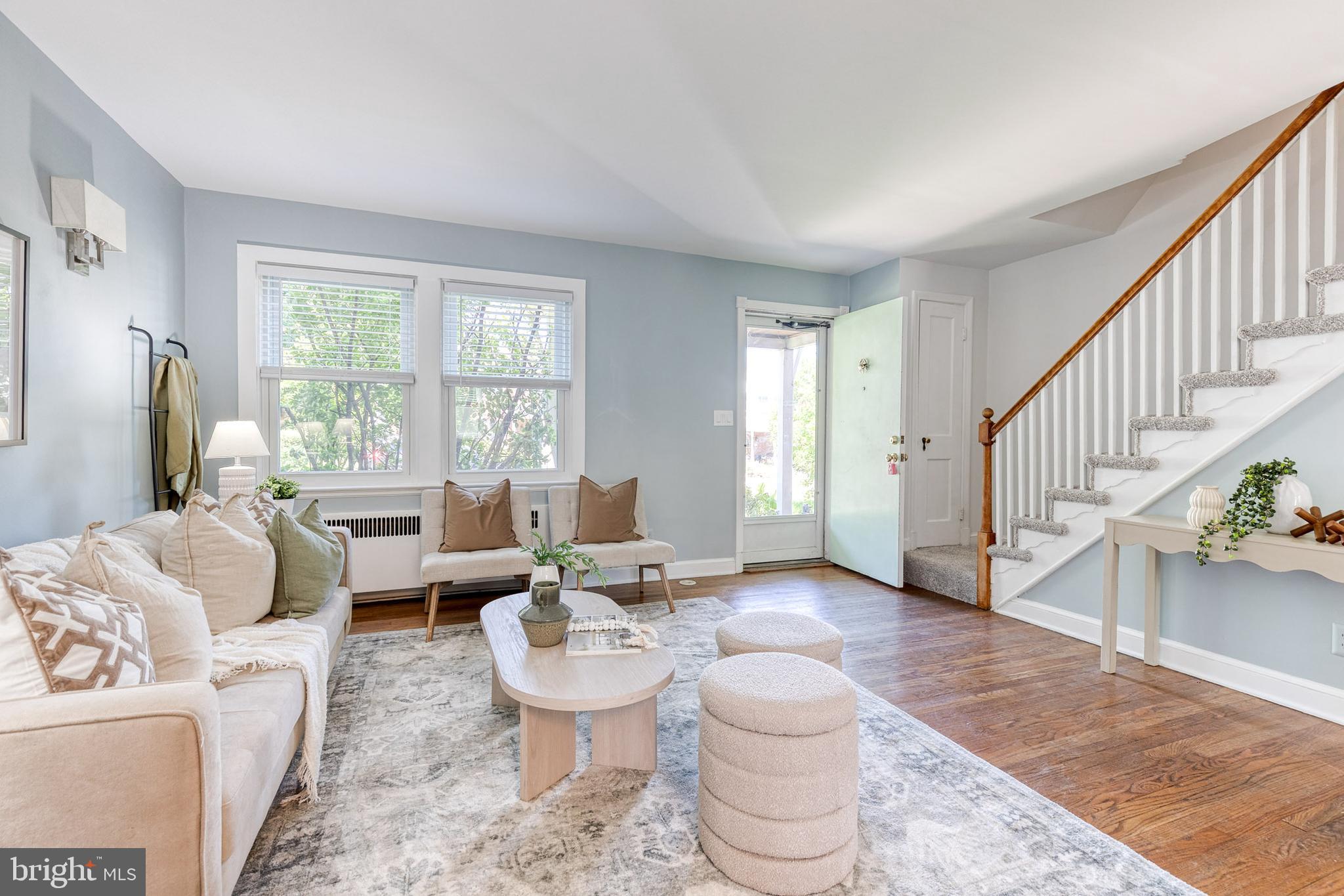 BURKLEIGH SQUARE - Residential
