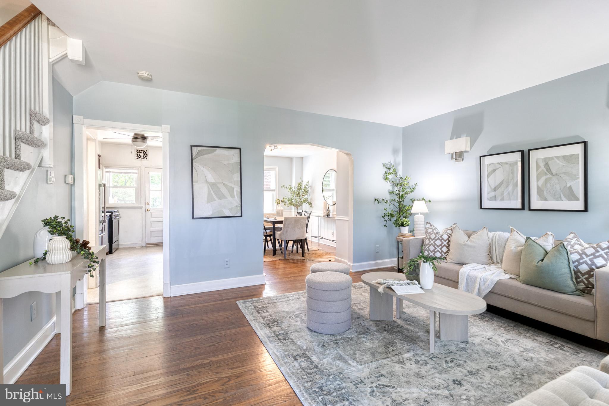 BURKLEIGH SQUARE - Residential