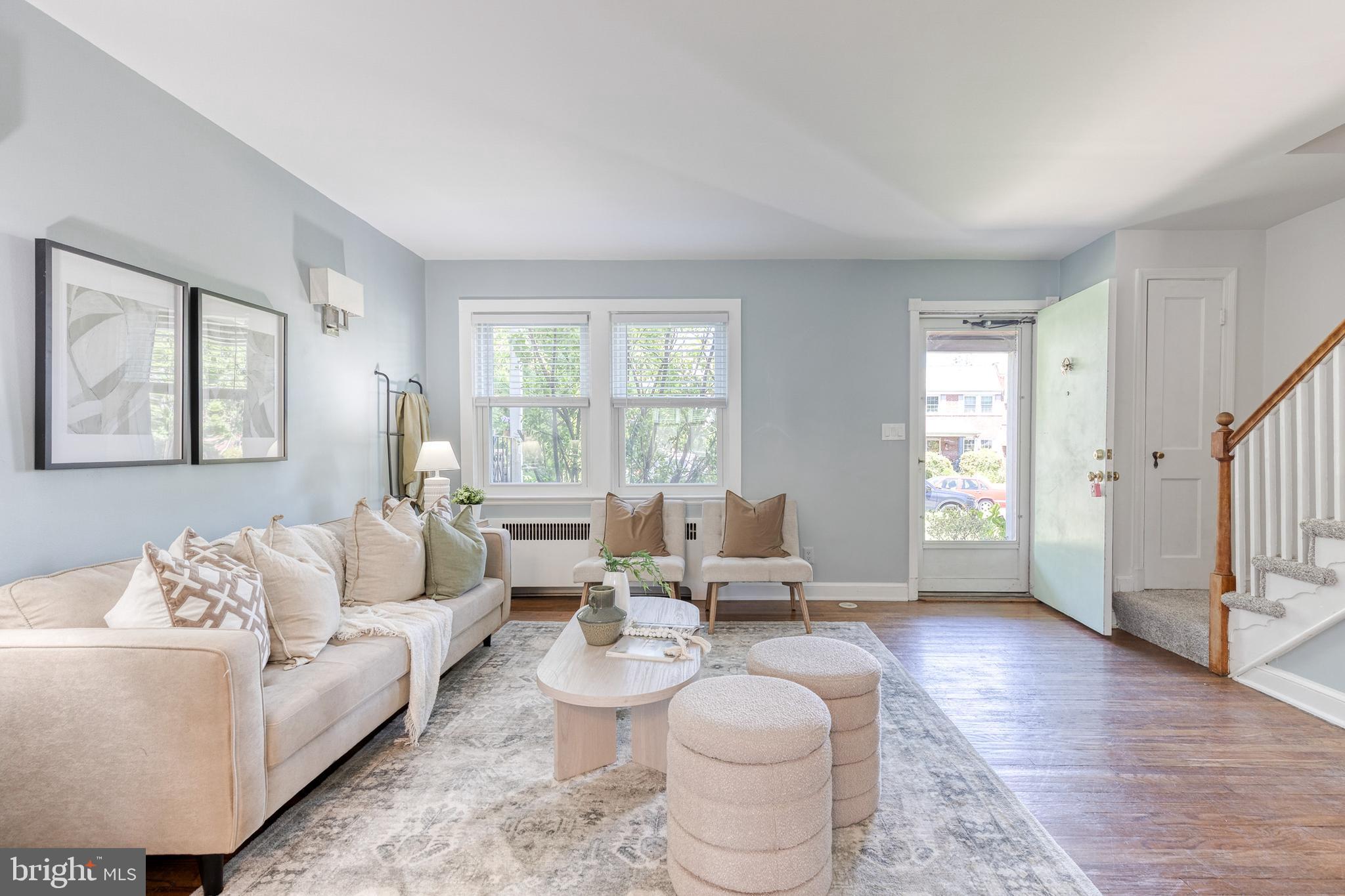 BURKLEIGH SQUARE - Residential