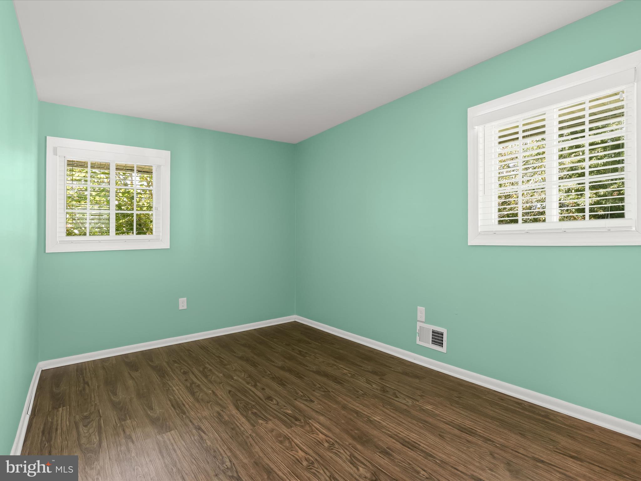 SUTER CIRCLE - Residential