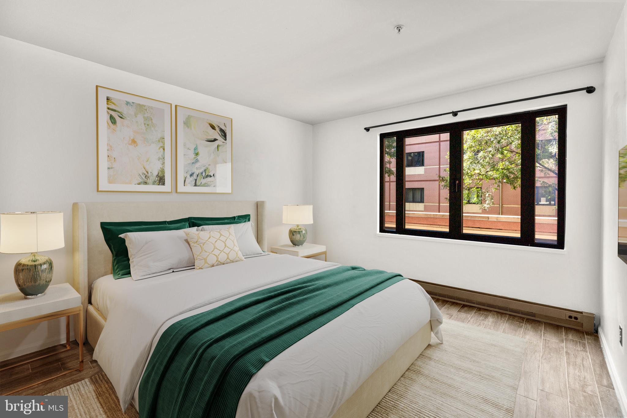 HENDERSON'S WHARF - Residential