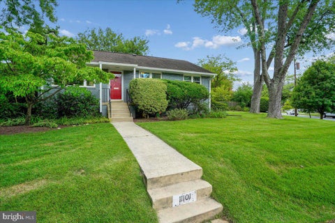 Photo of 11101 Orleans Way, KENSINGTON, MD 20895 (MLS # MDMC2249420)