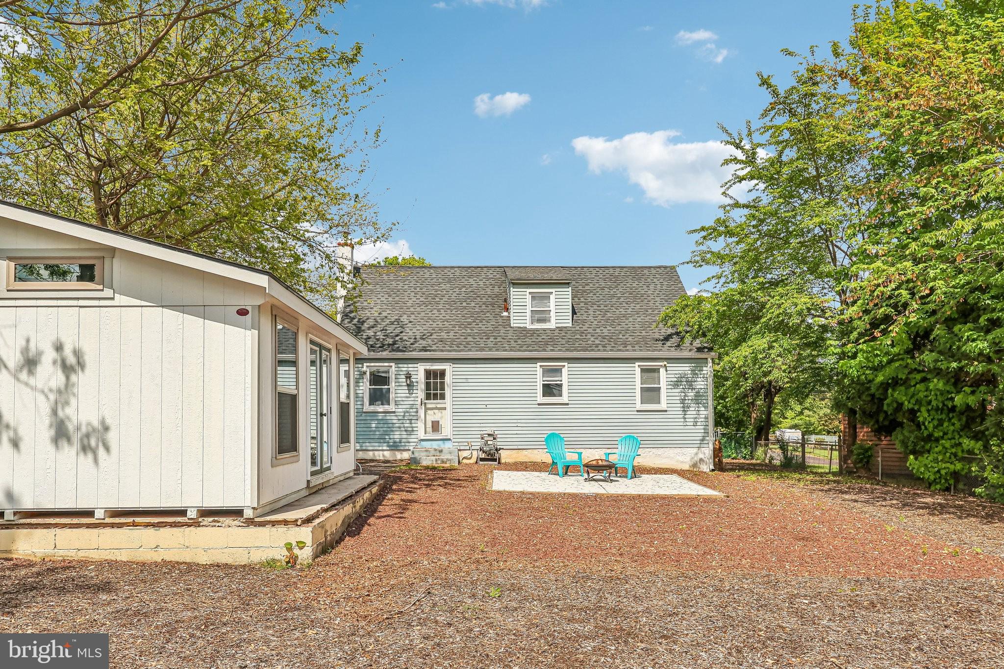 THE SUMMIT - Residential