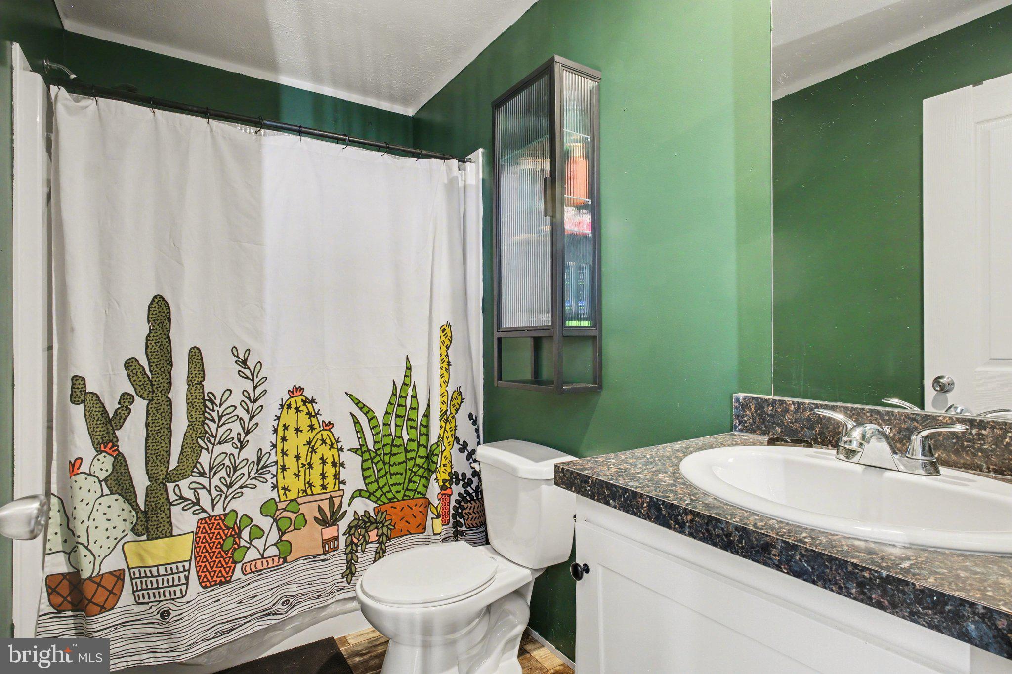 OAK KNOLL ESTATES - Residential