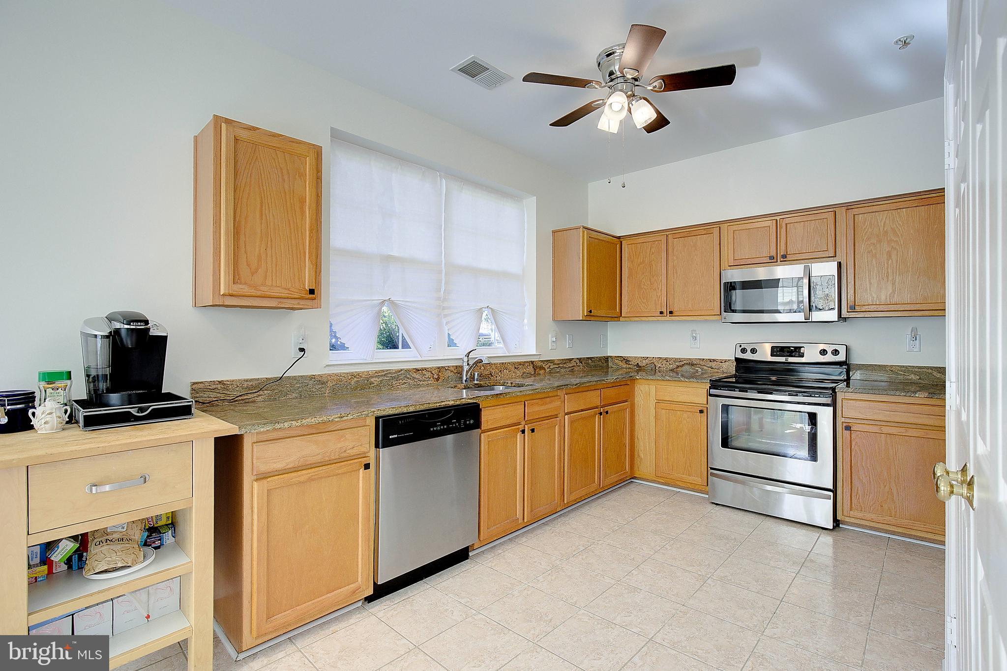 NANTUCKET MEWS @ CROFTON - Residential