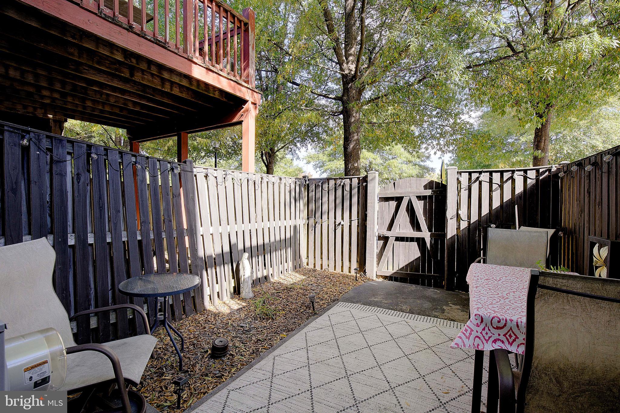 NANTUCKET MEWS @ CROFTON - Residential