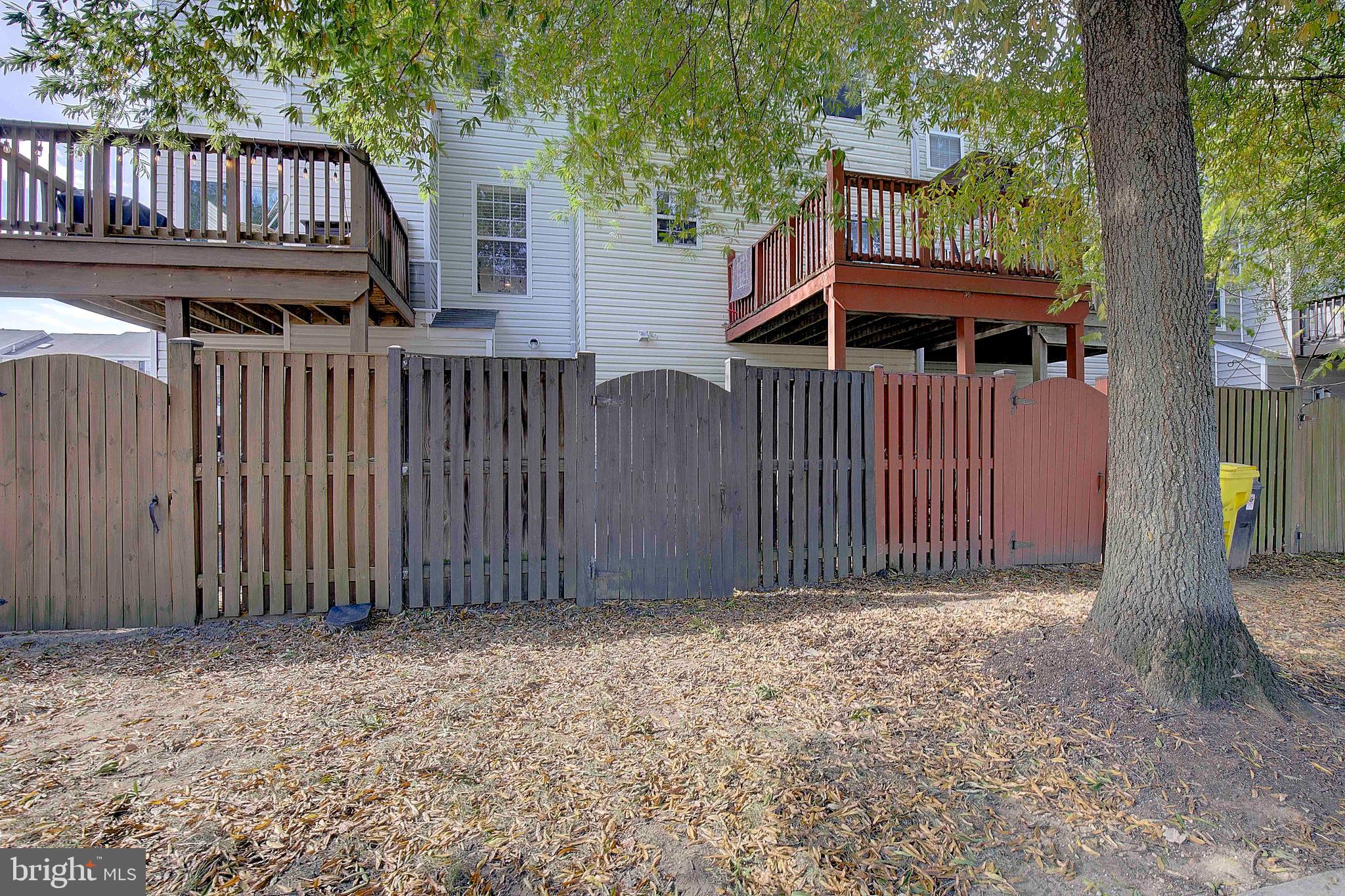 NANTUCKET MEWS @ CROFTON - Residential