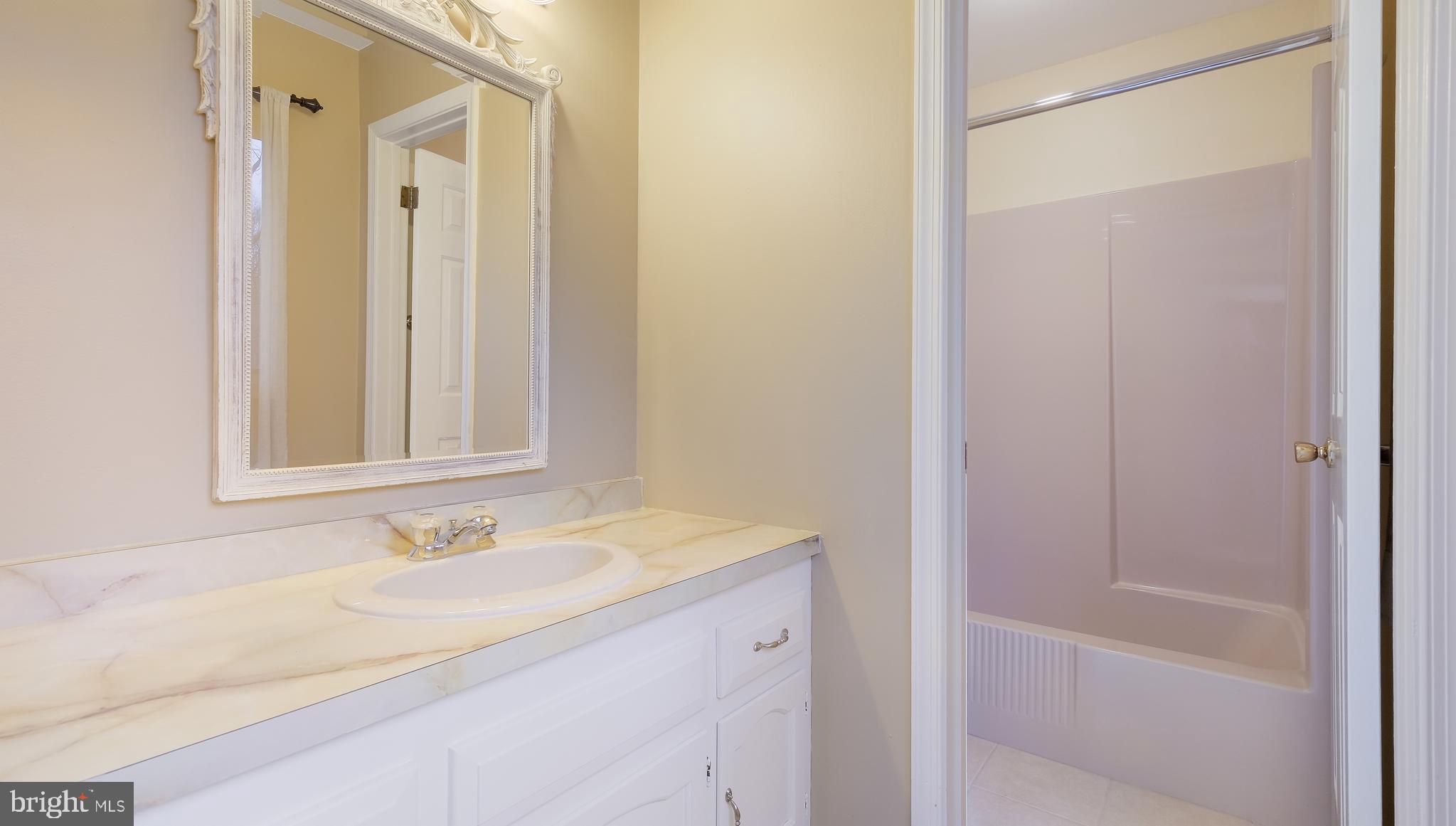 BUCKSHIRE VALLEY - Residential