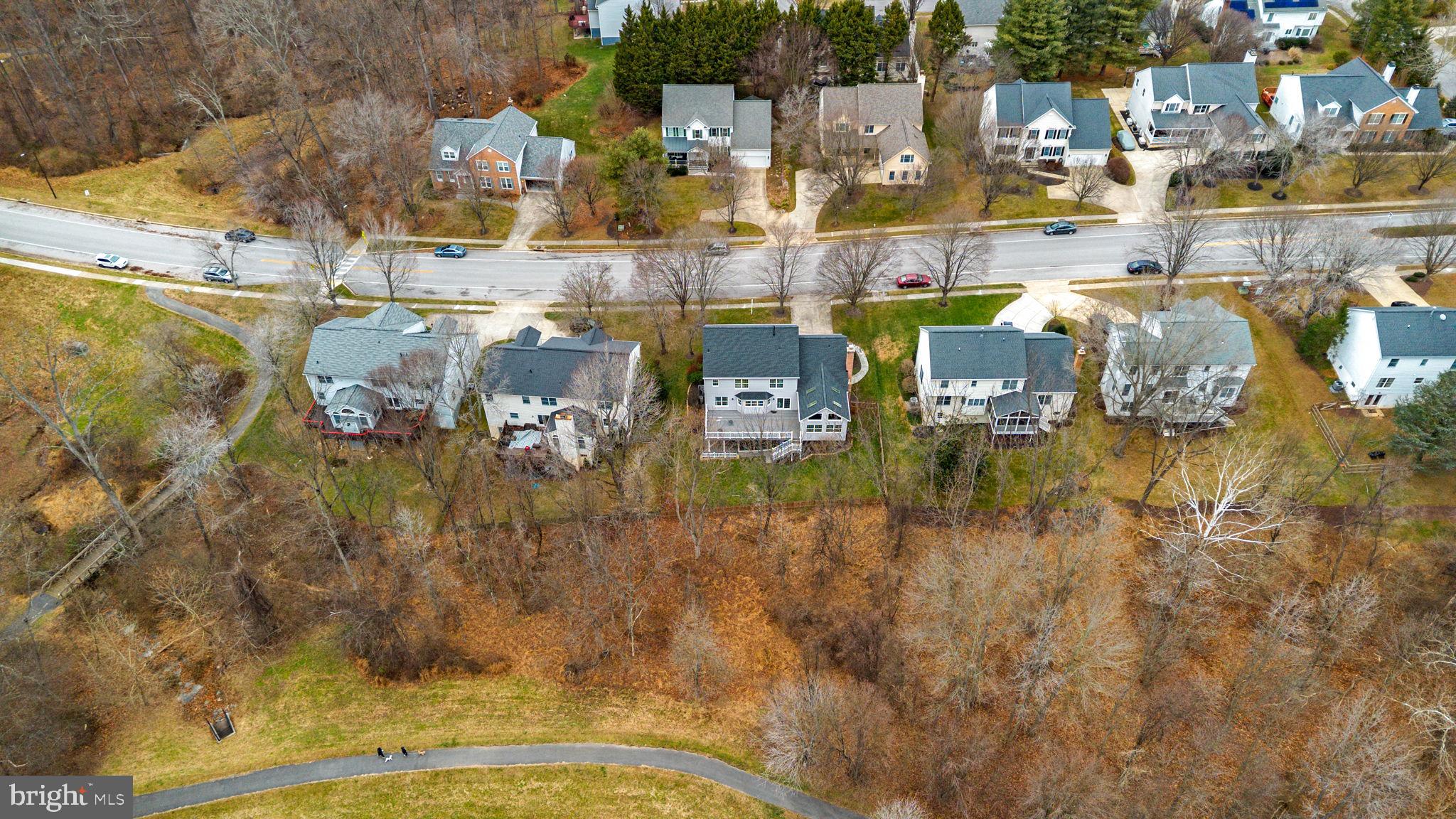 RIVER HILL - Residential