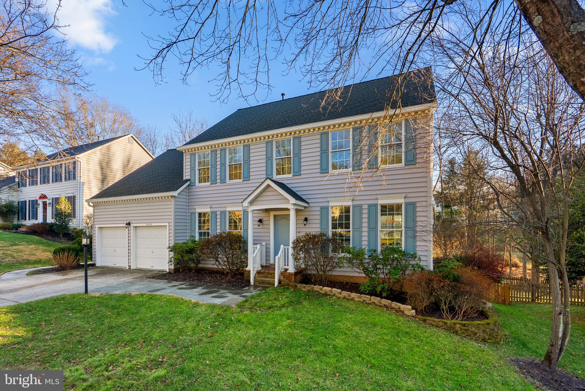 RIVER HILL - Residential