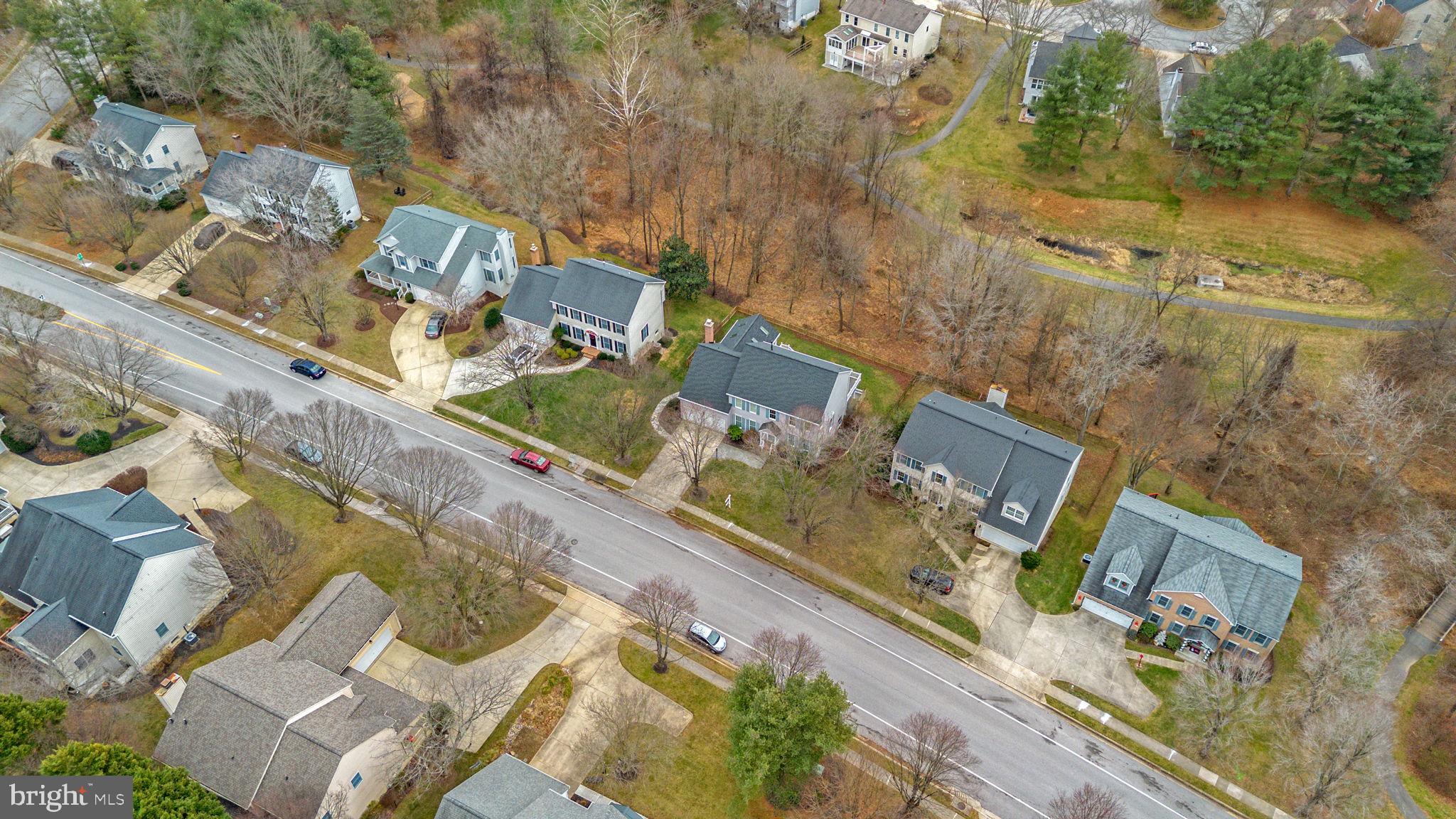 RIVER HILL - Residential