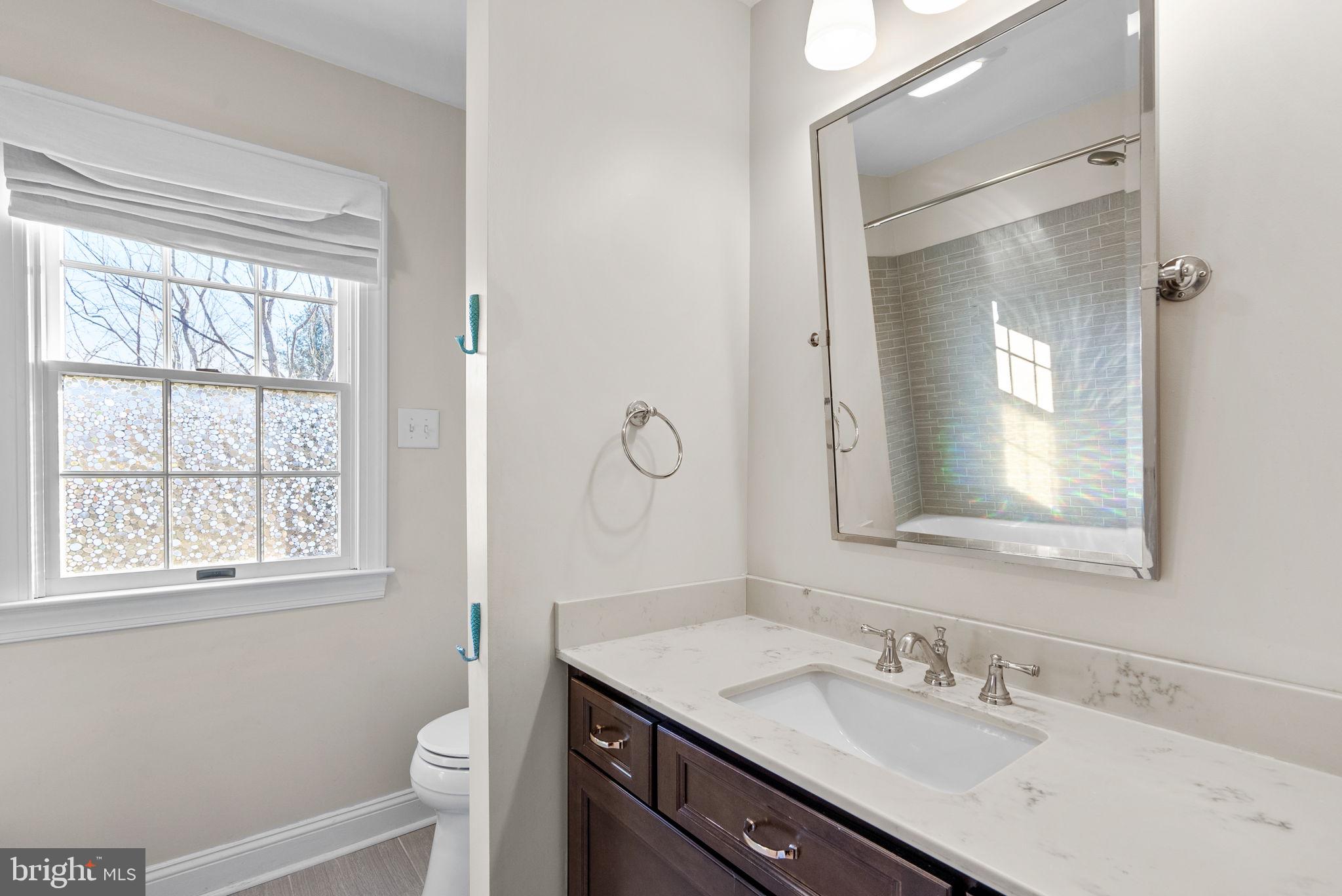 RIVER HILL - Residential