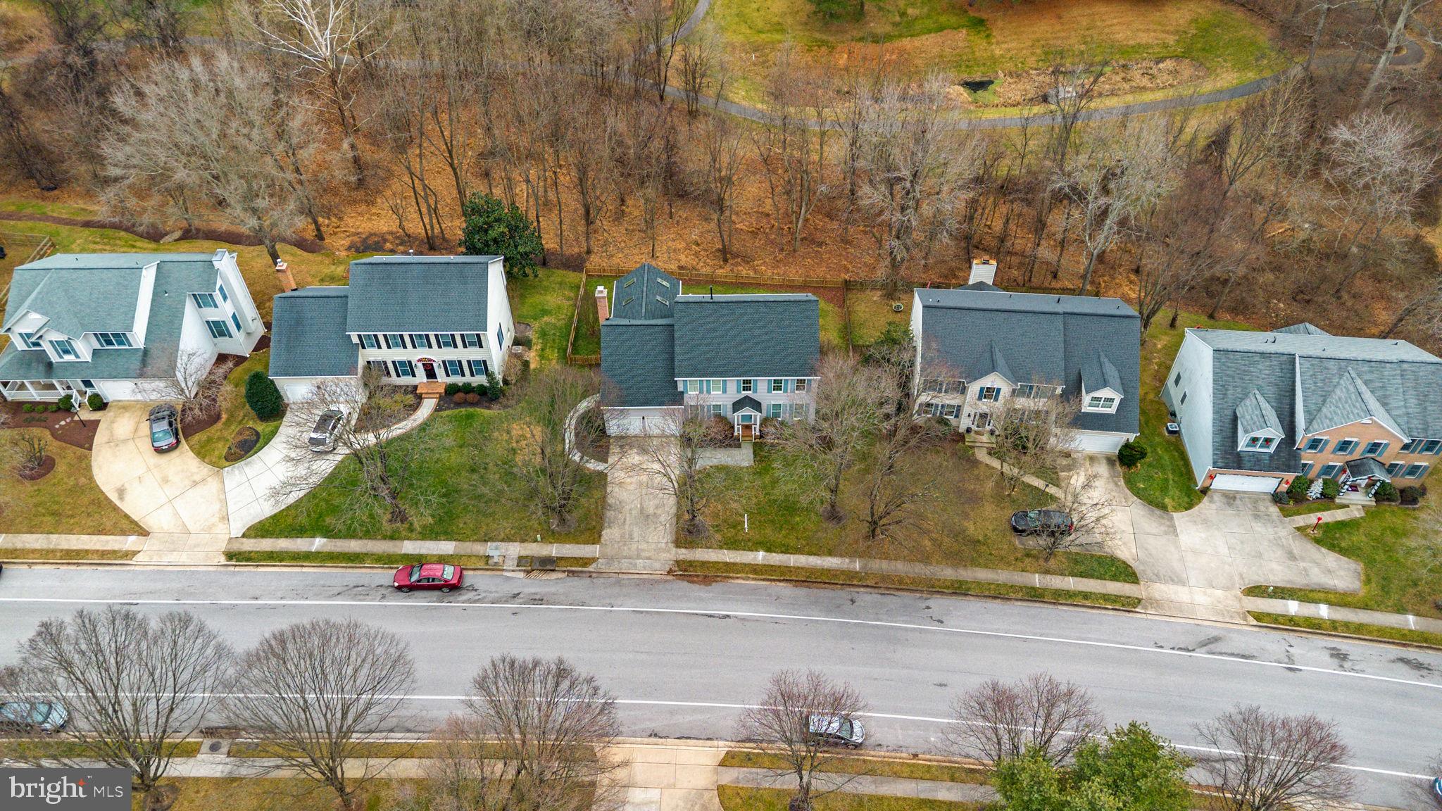 RIVER HILL - Residential