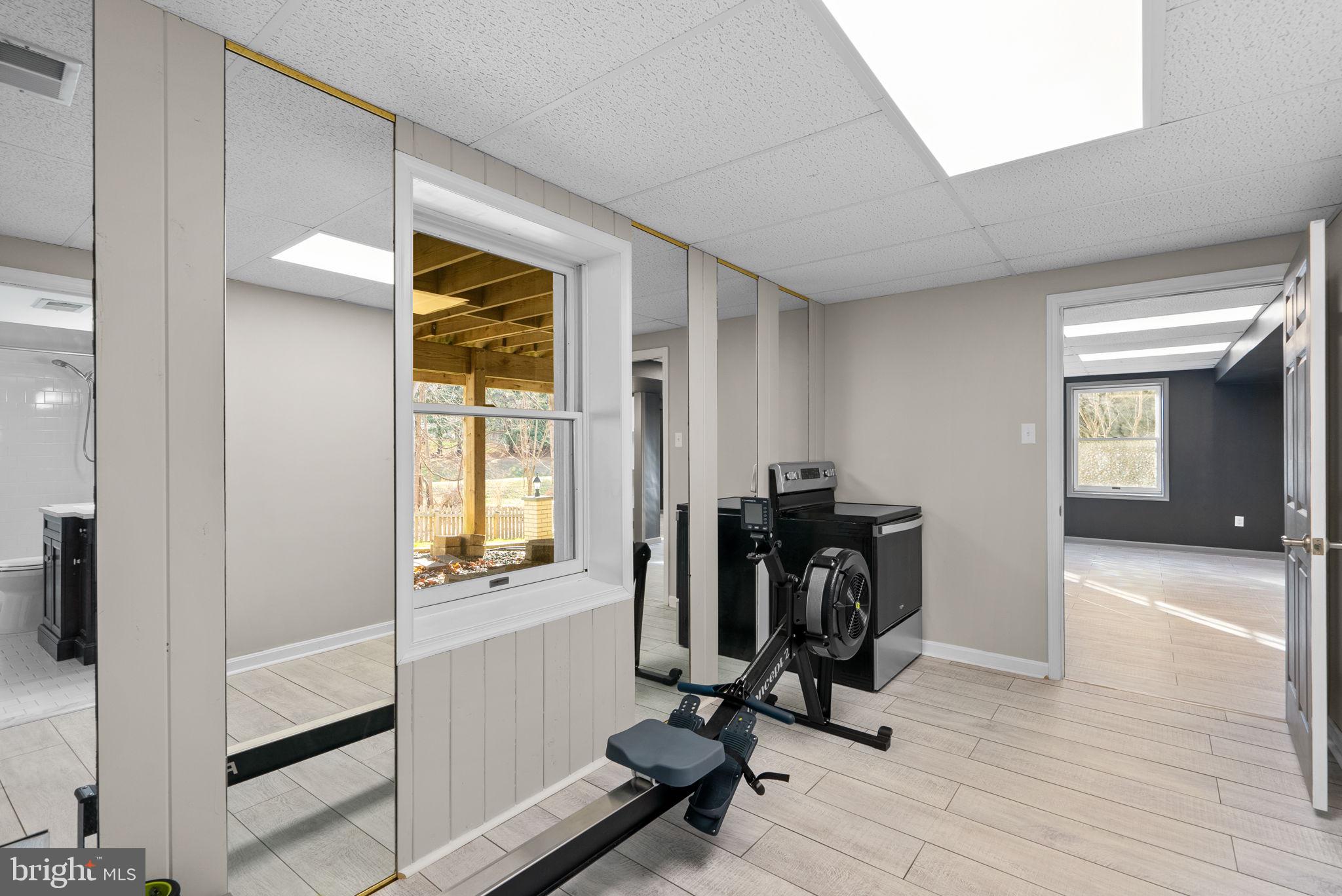 RIVER HILL - Residential