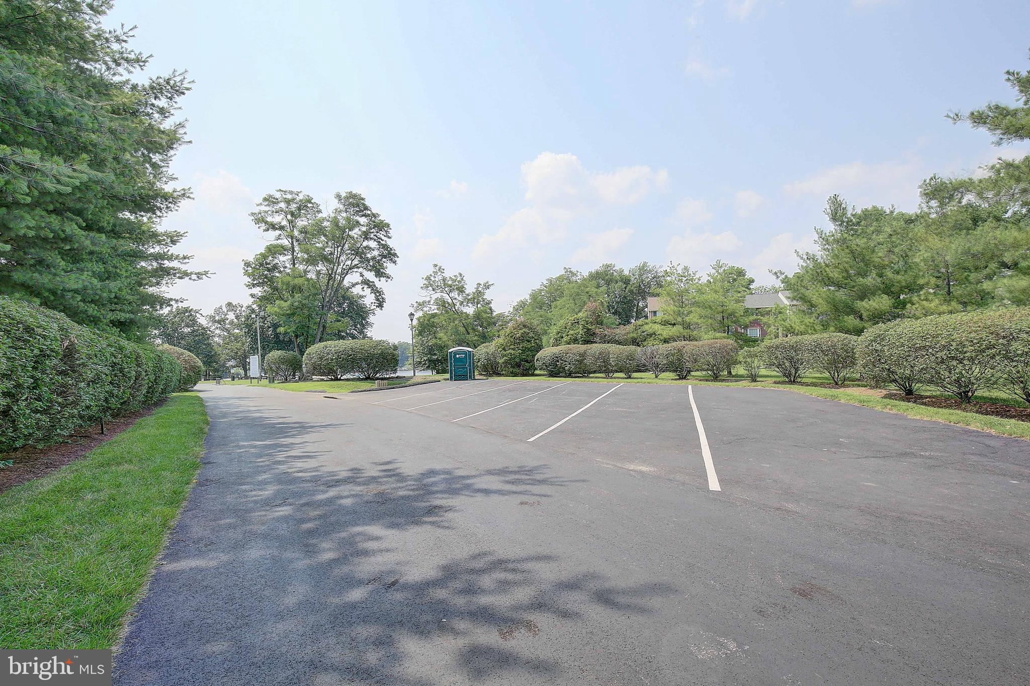 ELIZABETHS LANDING - Residential