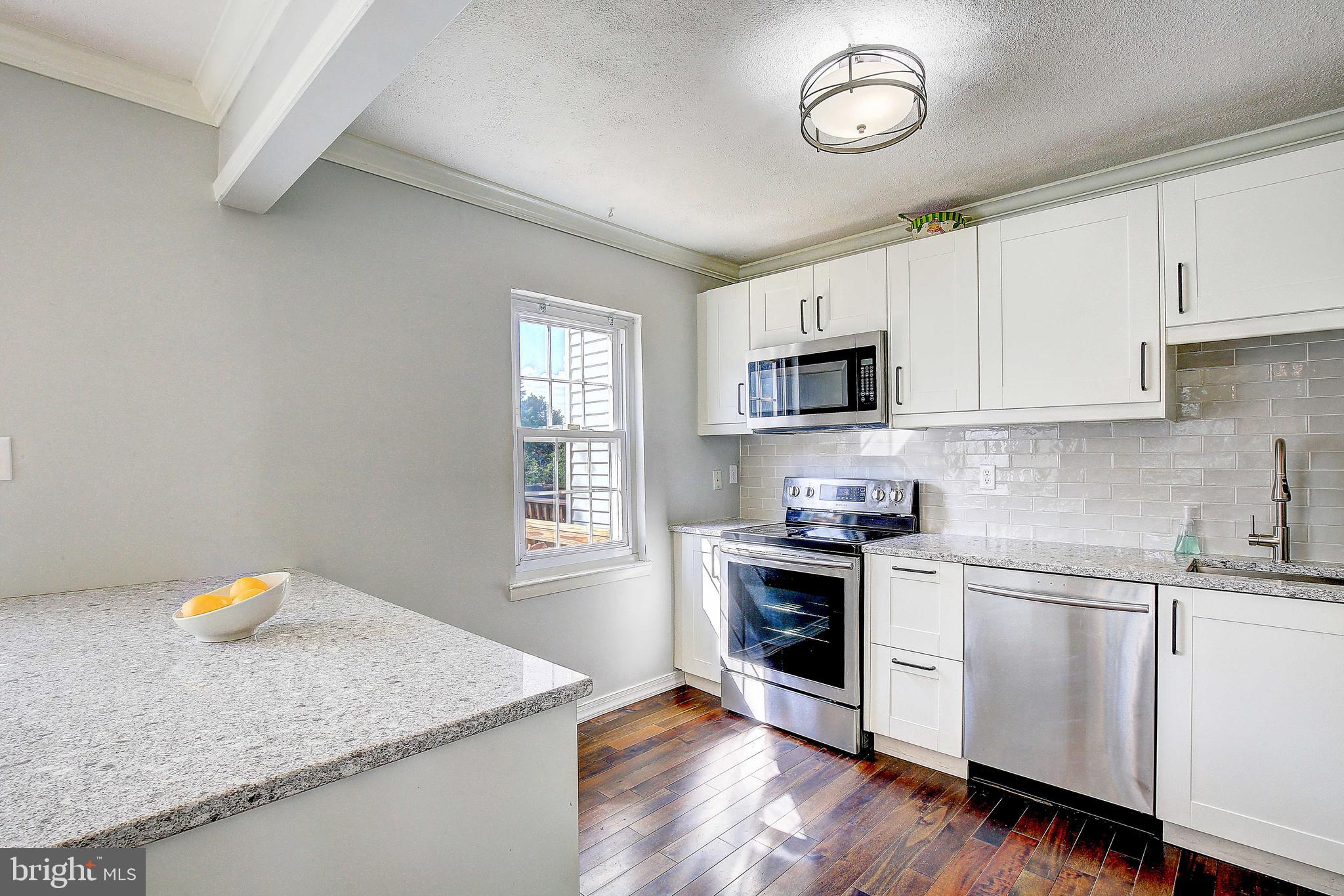 ELIZABETHS LANDING - Residential