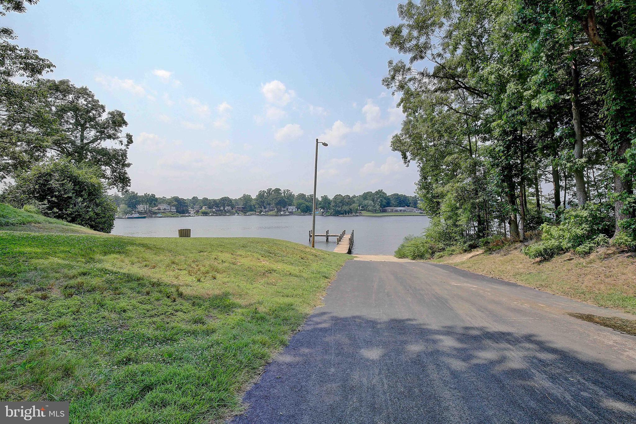 ELIZABETHS LANDING - Residential