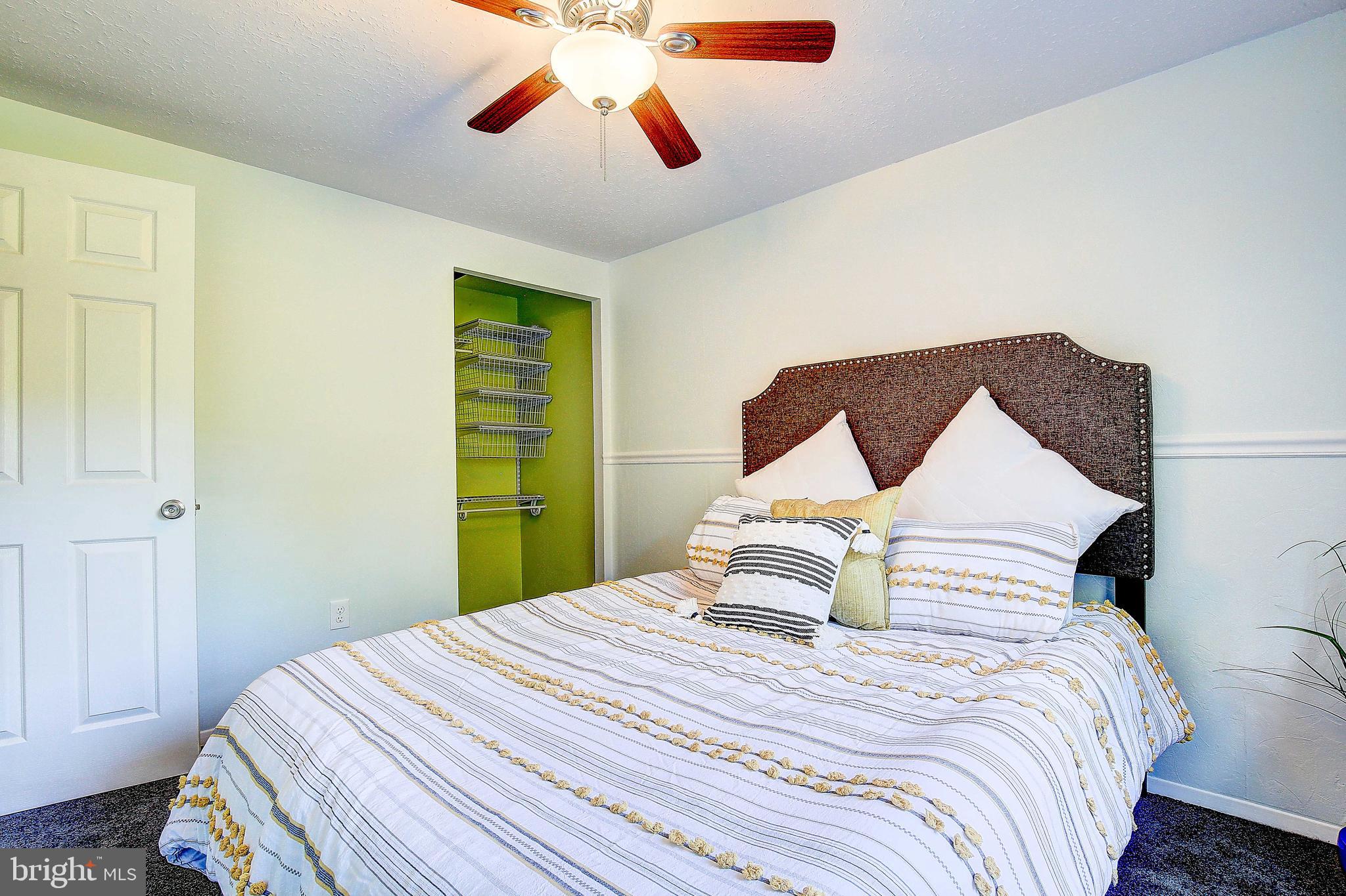 ELIZABETHS LANDING - Residential