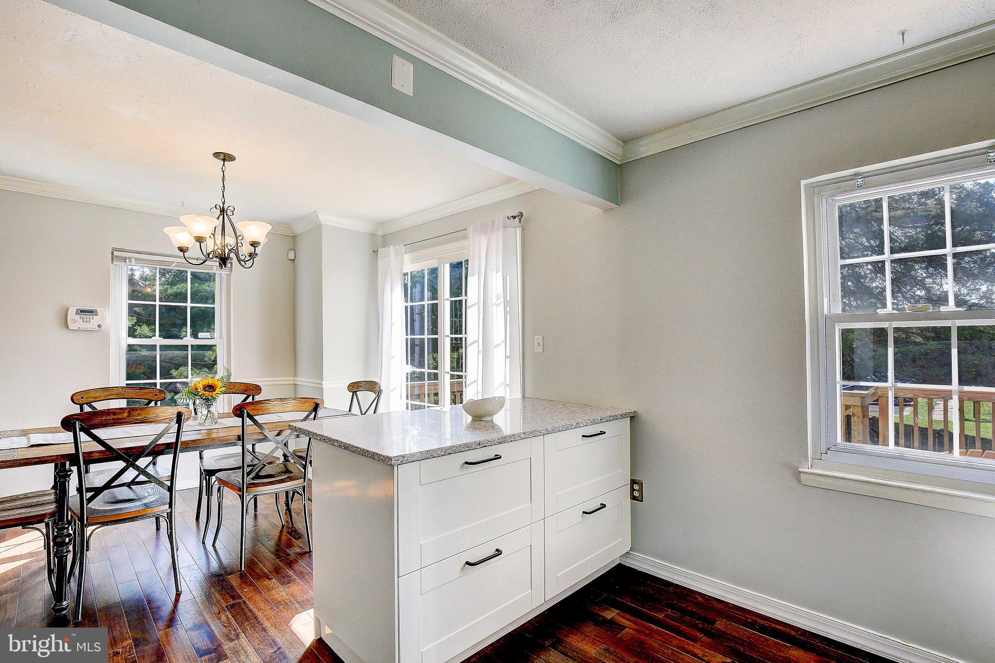 ELIZABETHS LANDING - Residential