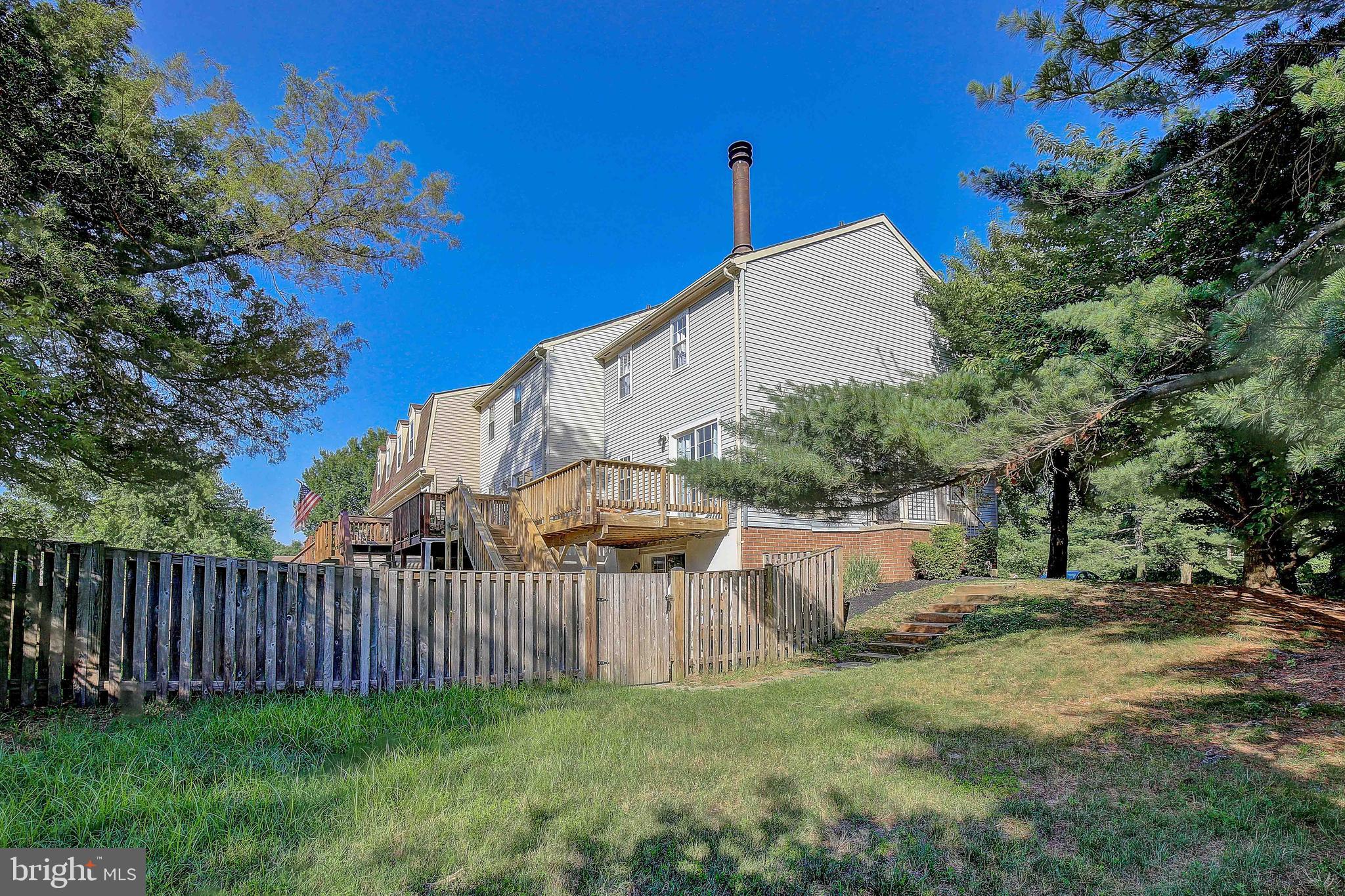 ELIZABETHS LANDING - Residential