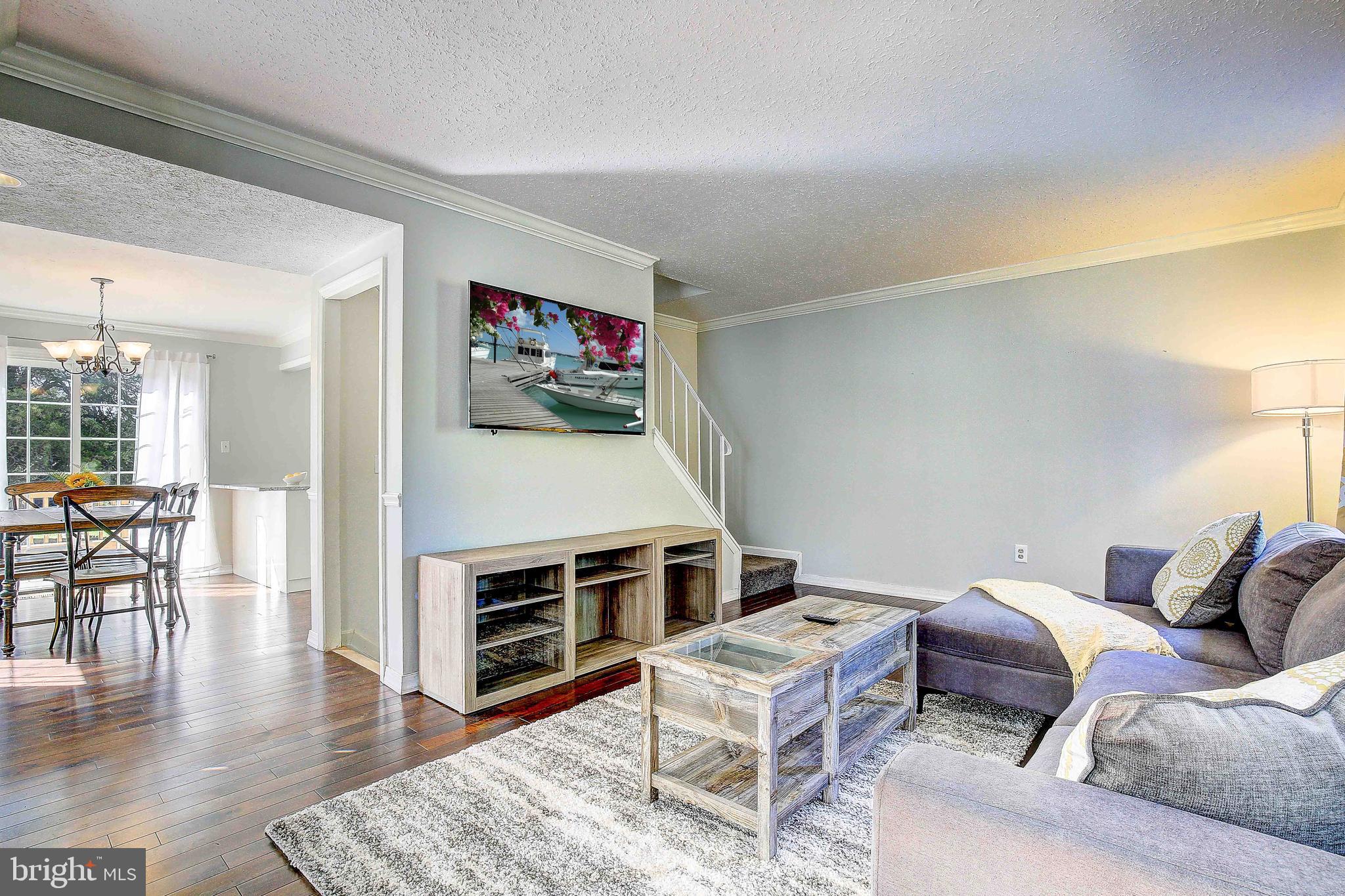 ELIZABETHS LANDING - Residential