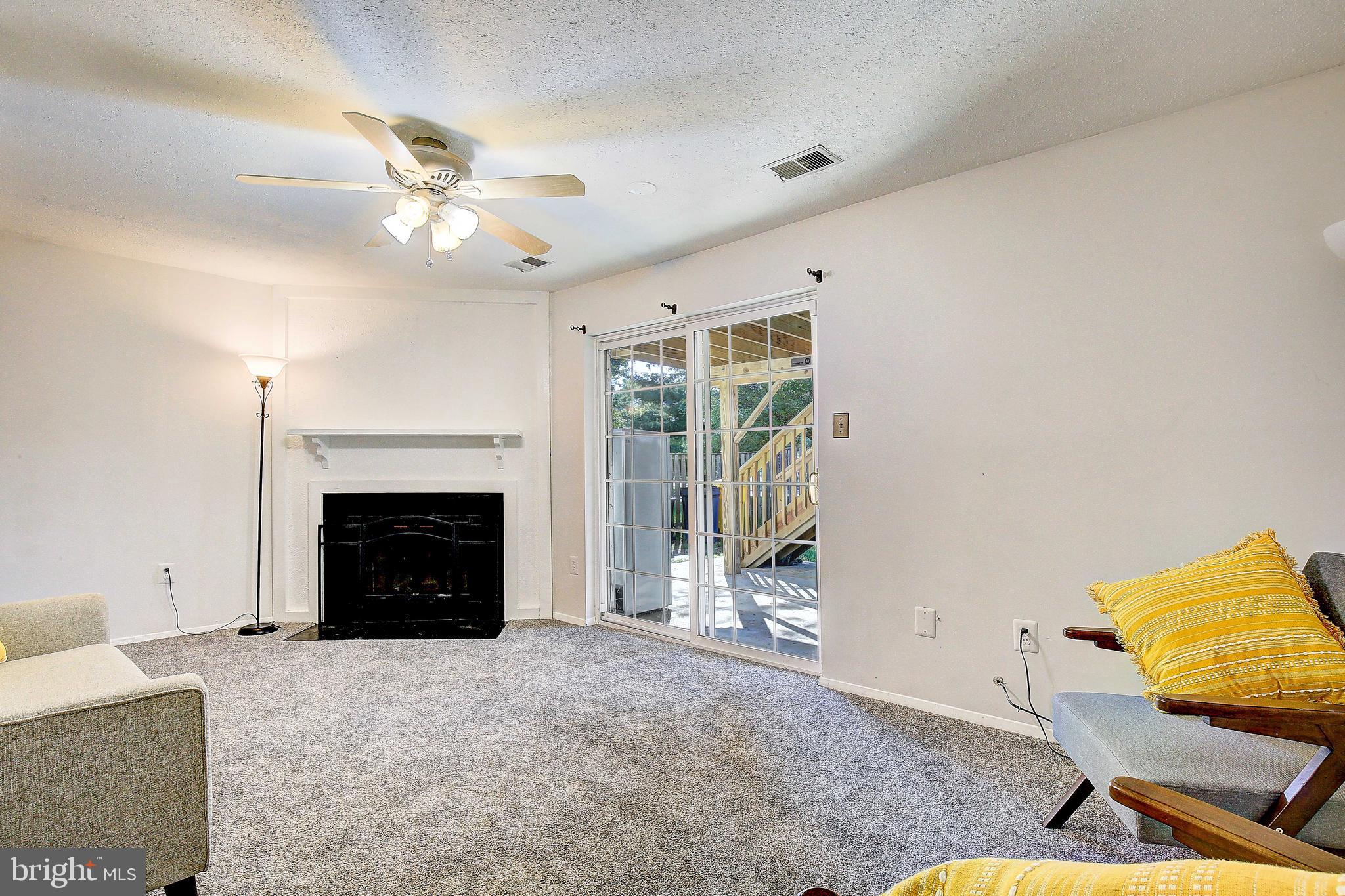 ELIZABETHS LANDING - Residential