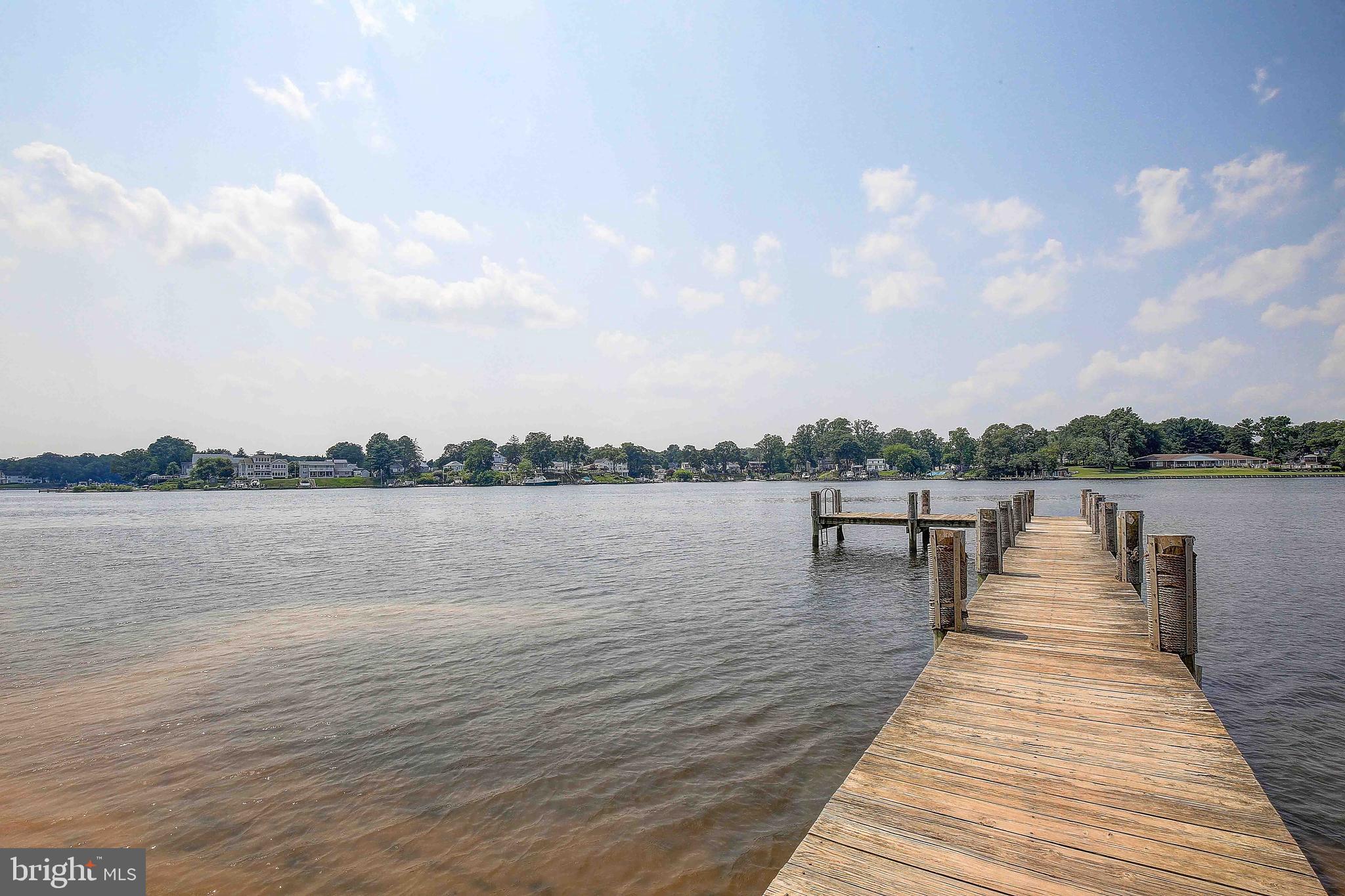 ELIZABETHS LANDING - Residential