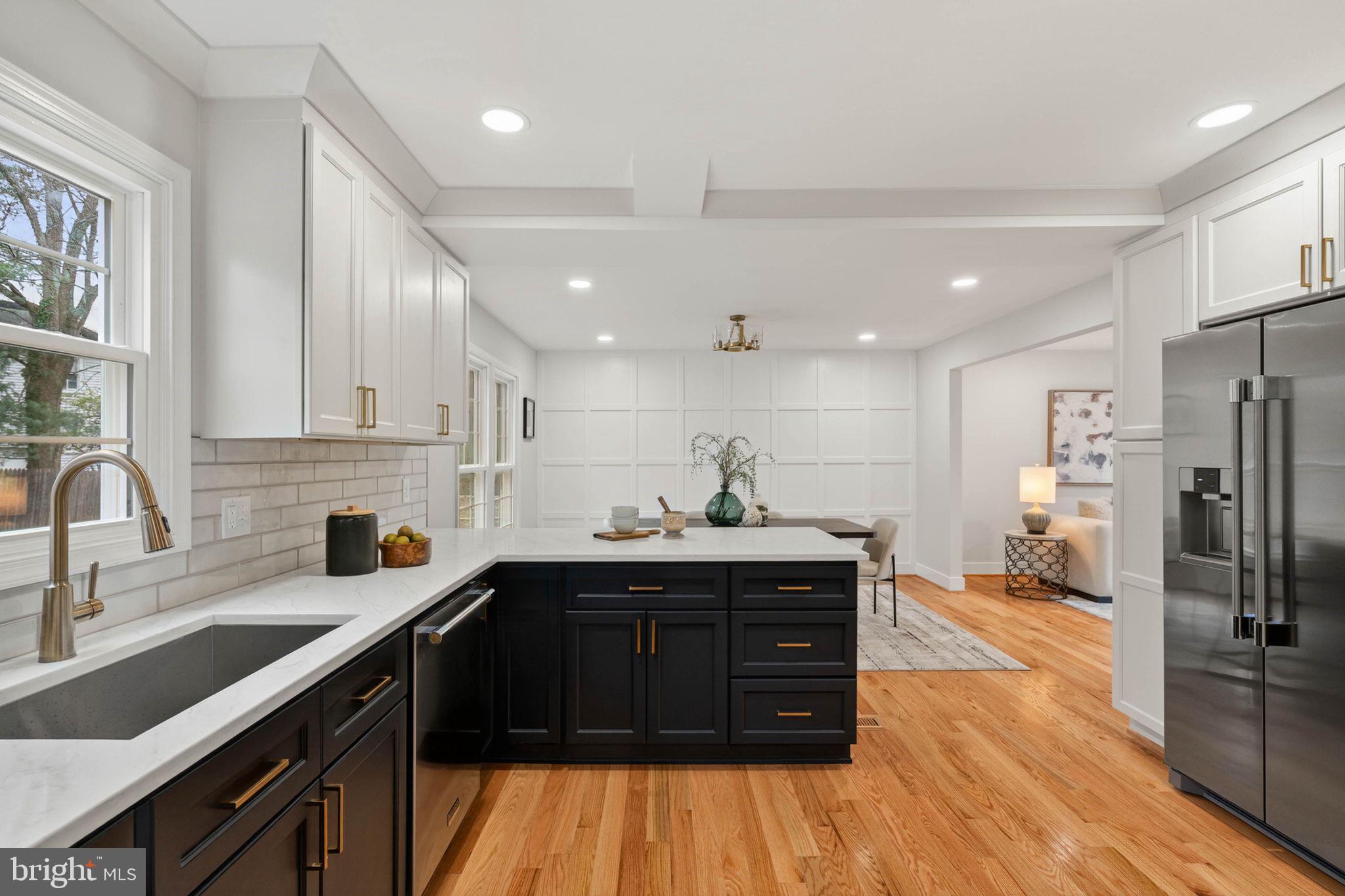 OAKTON GLEN - Residential