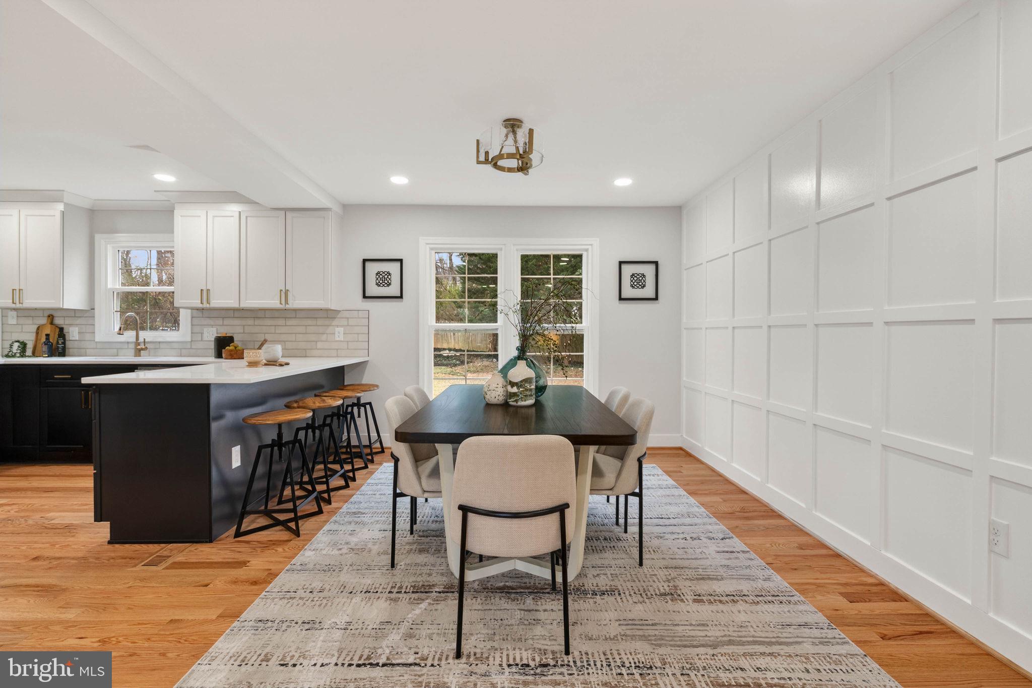 OAKTON GLEN - Residential