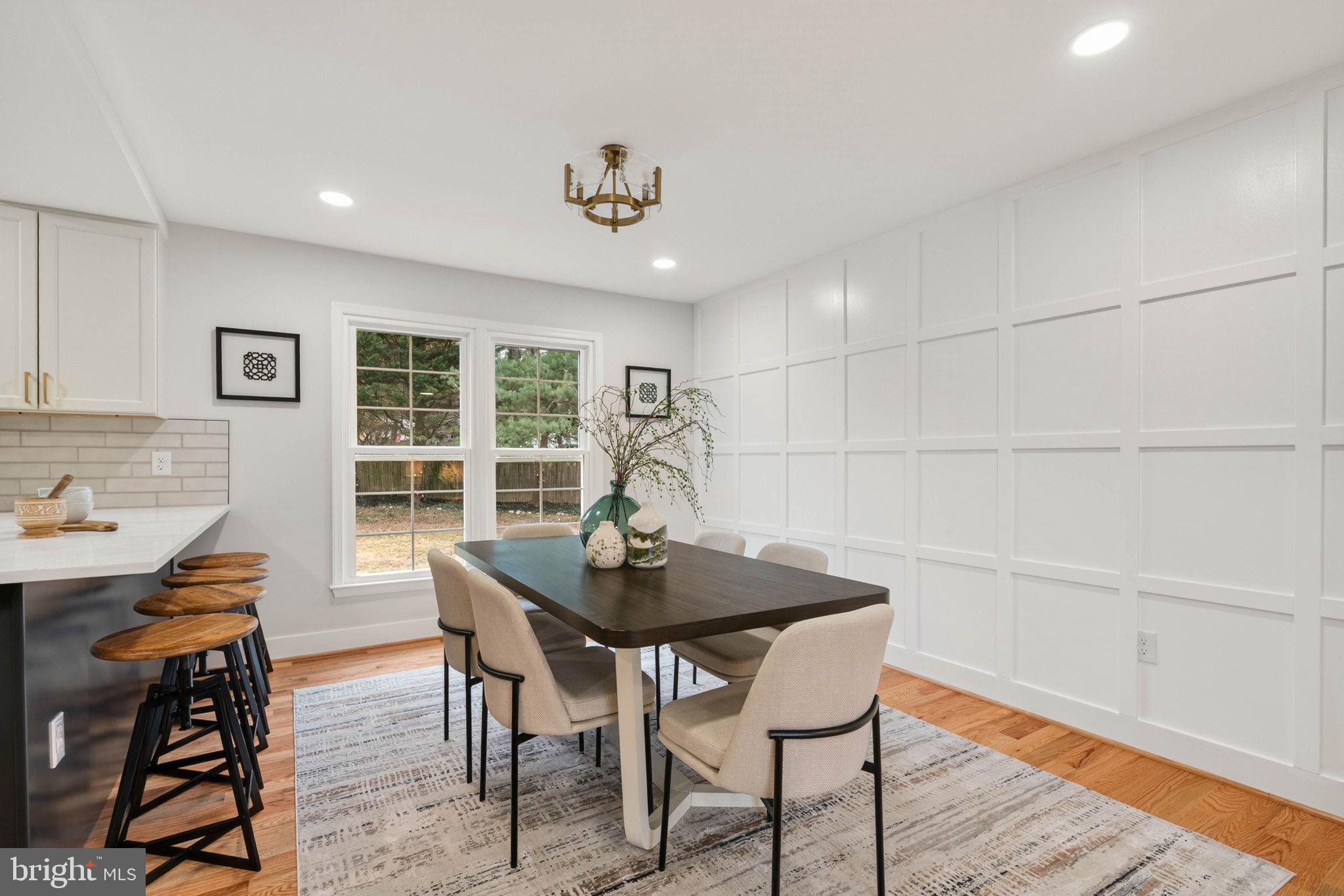 OAKTON GLEN - Residential