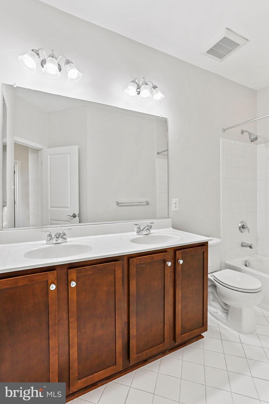 SHIPLEYS GRANT - Residential Lease