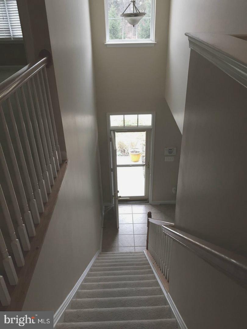 WAKELAND MANOR - Residential Lease