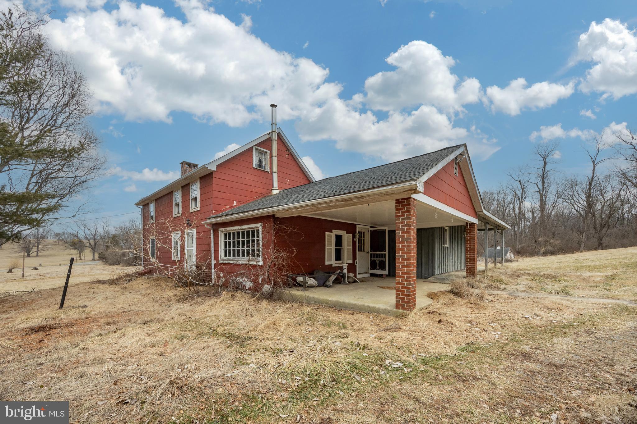 380 GLEN ROY ROAD