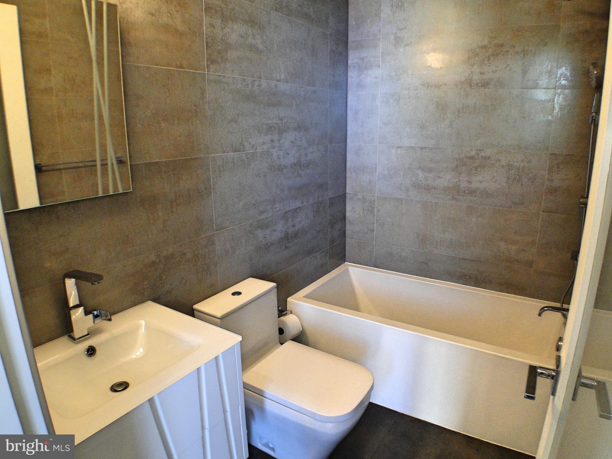 GRADUATE HOSPITAL - Residential