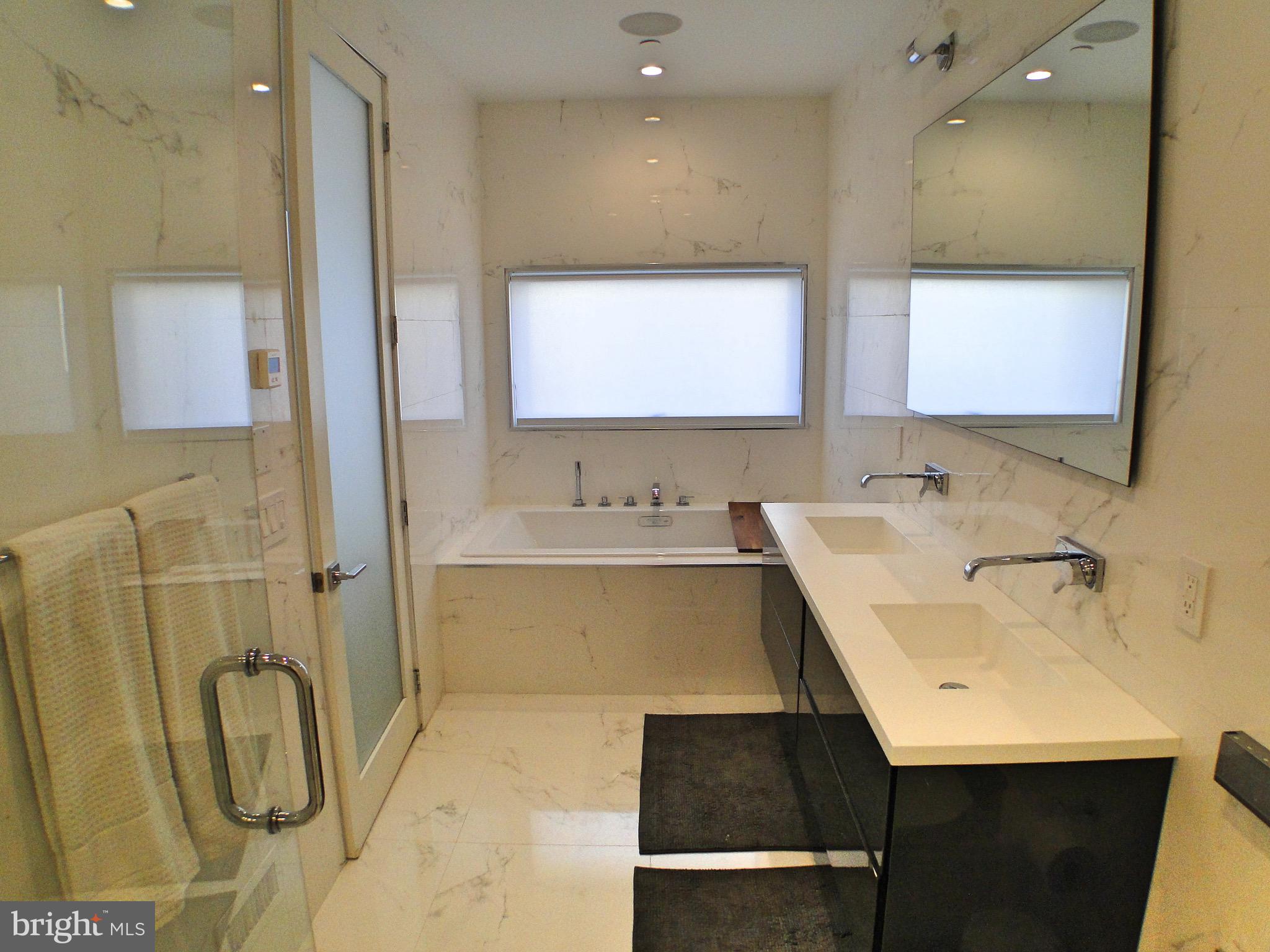 GRADUATE HOSPITAL - Residential