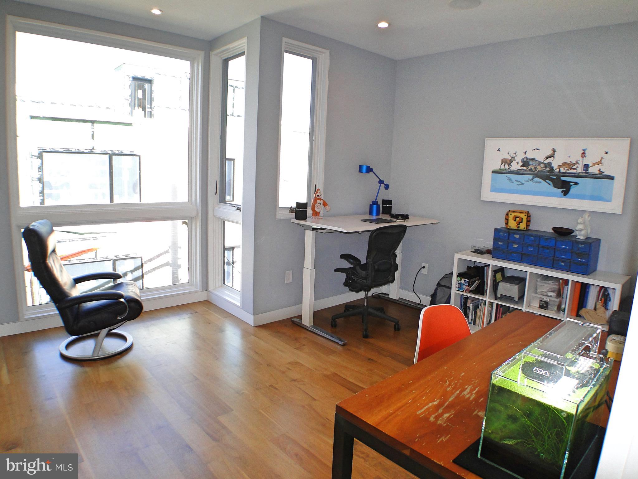 GRADUATE HOSPITAL - Residential