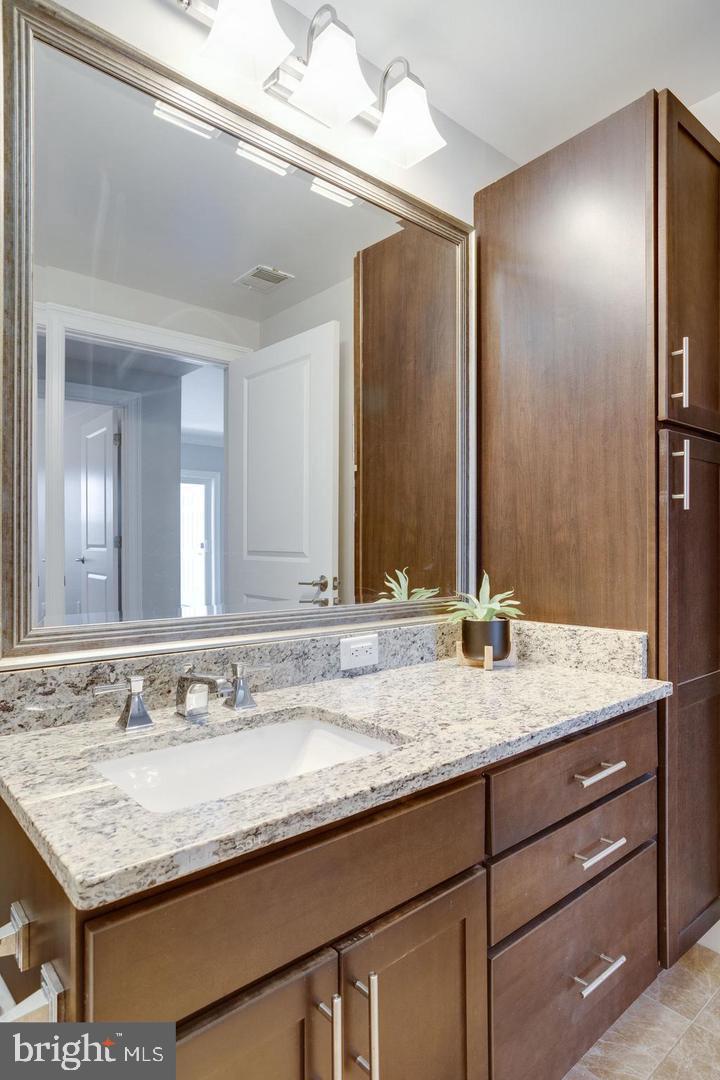 ISABELLA AT MONTICELLO MEWS - Residential