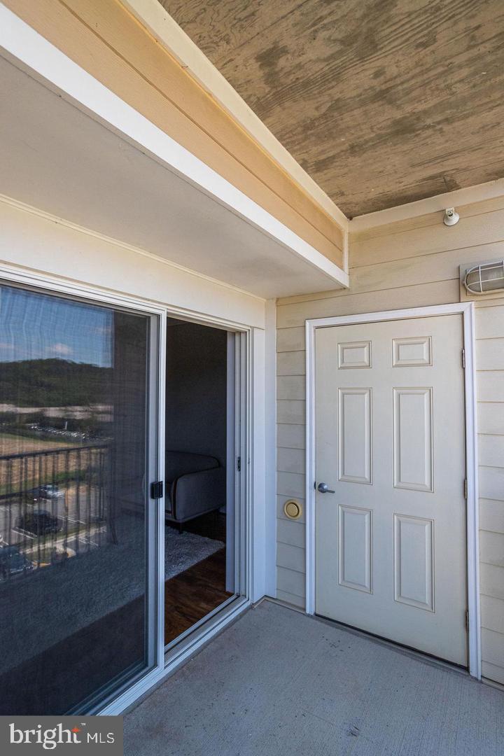 ISABELLA AT MONTICELLO MEWS - Residential