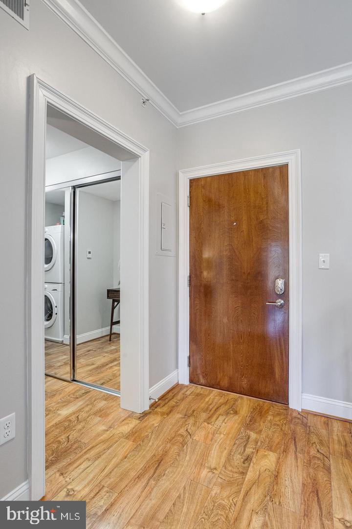 ISABELLA AT MONTICELLO MEWS - Residential