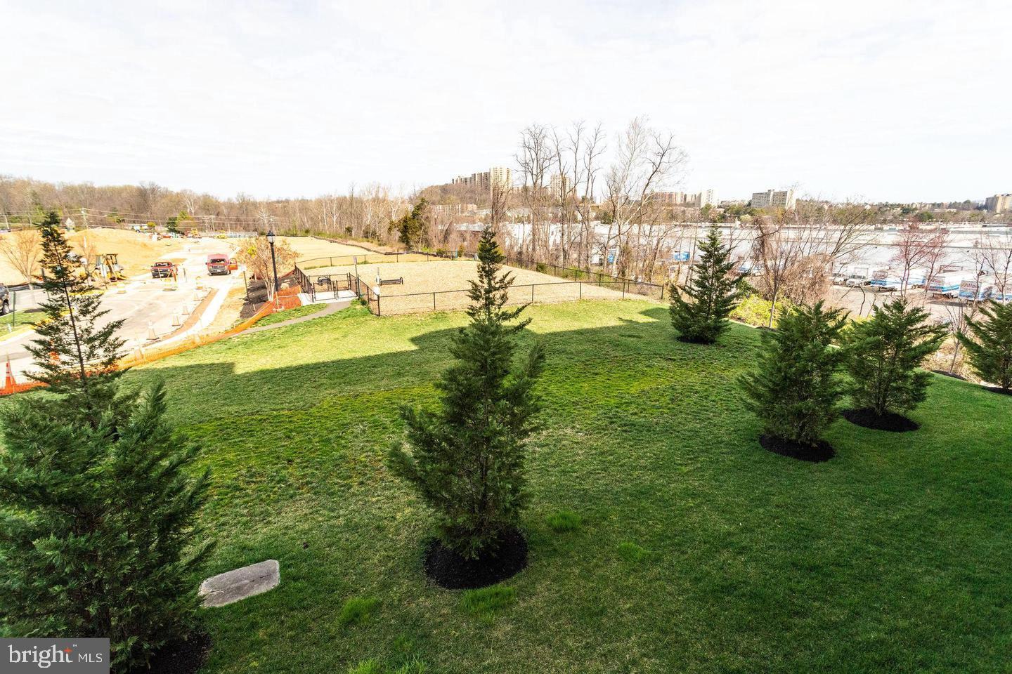 ISABELLA AT MONTICELLO MEWS - Residential