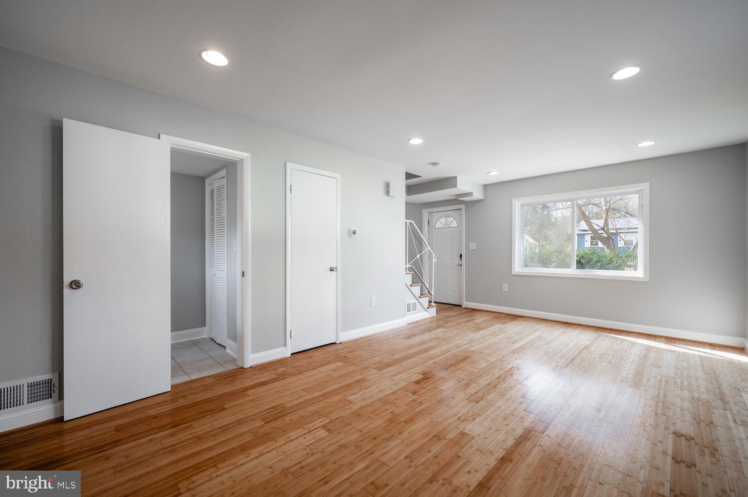 BEACON HEIGHTS - Residential