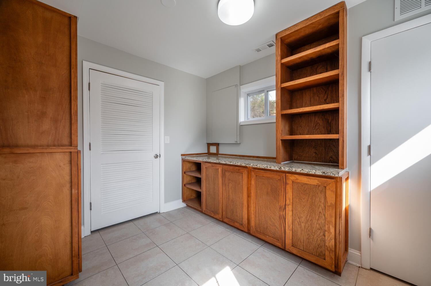 BEACON HEIGHTS - Residential