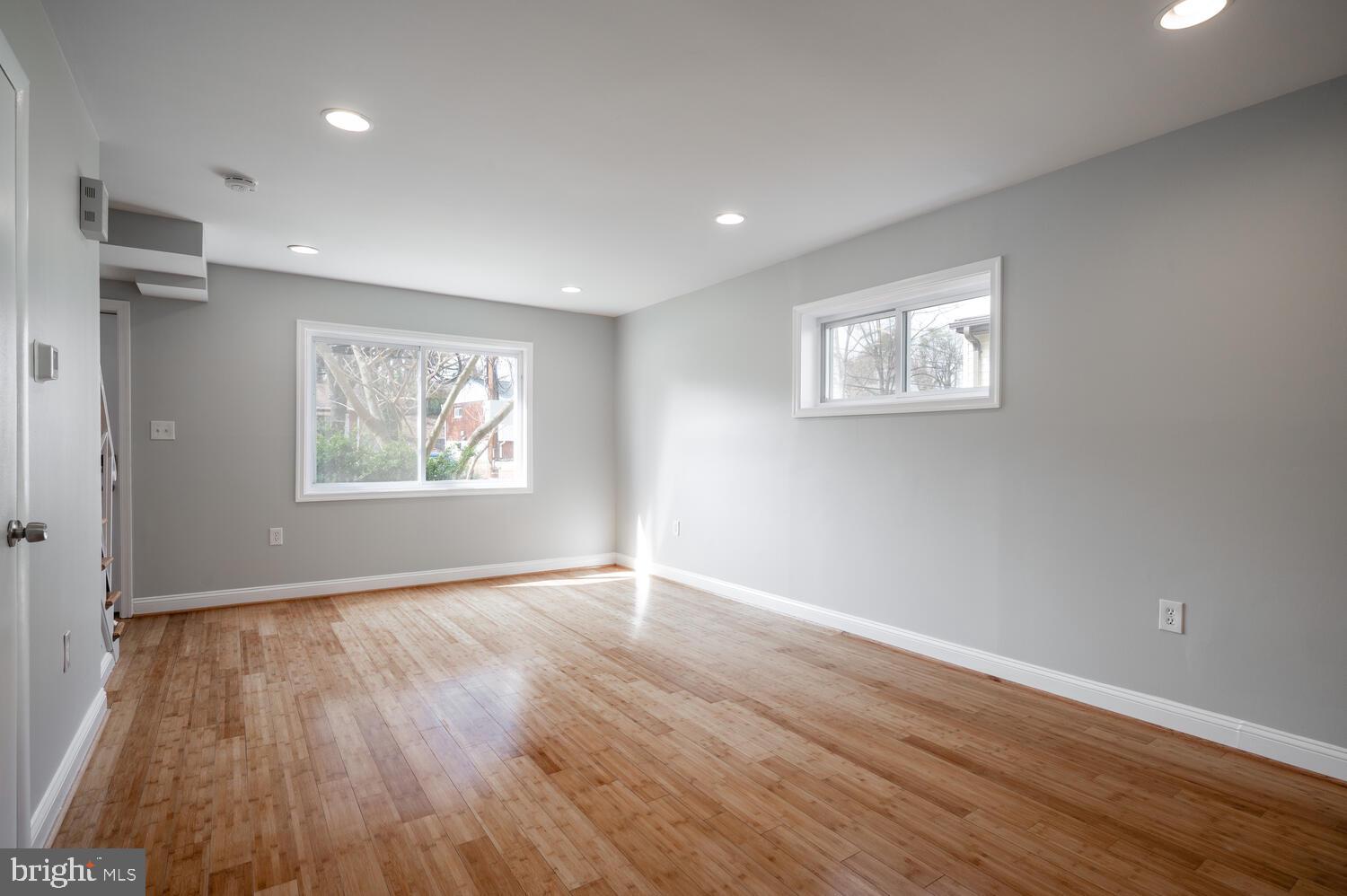 BEACON HEIGHTS - Residential