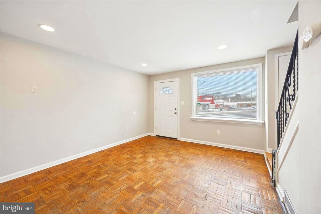 Photo of 682 2nd Avenue, BRISTOL, PA 19007 (MLS # PABU2113796)