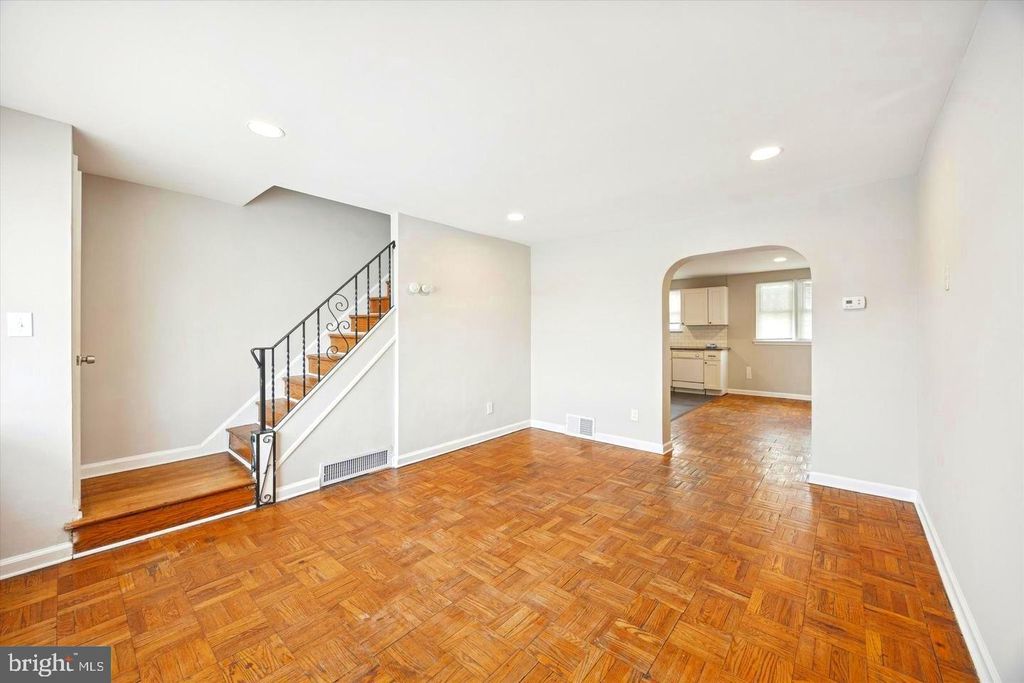 Photo of 682 2nd Avenue, BRISTOL, PA 19007 (MLS # PABU2113796)