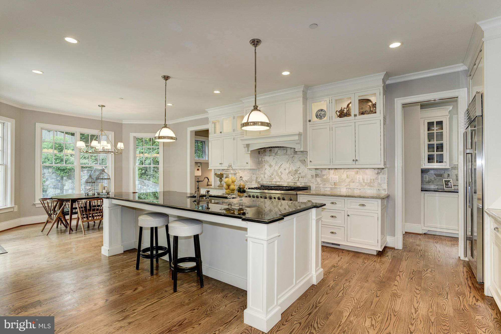 GLEN ECHO HEIGHTS - Residential