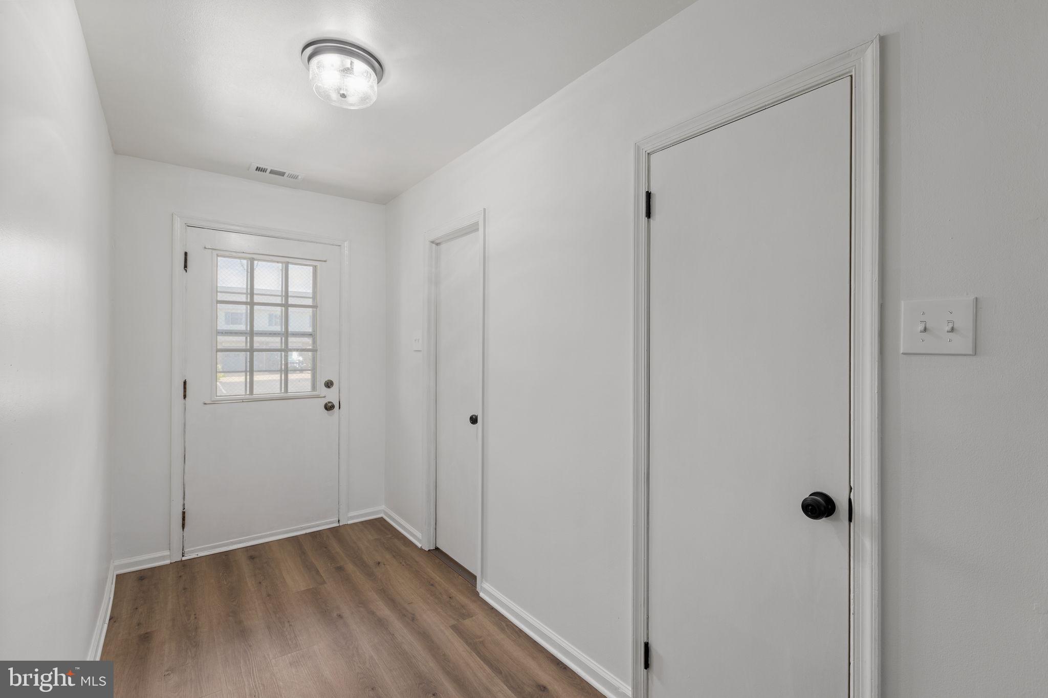 ORCHARD COURTS - Residential