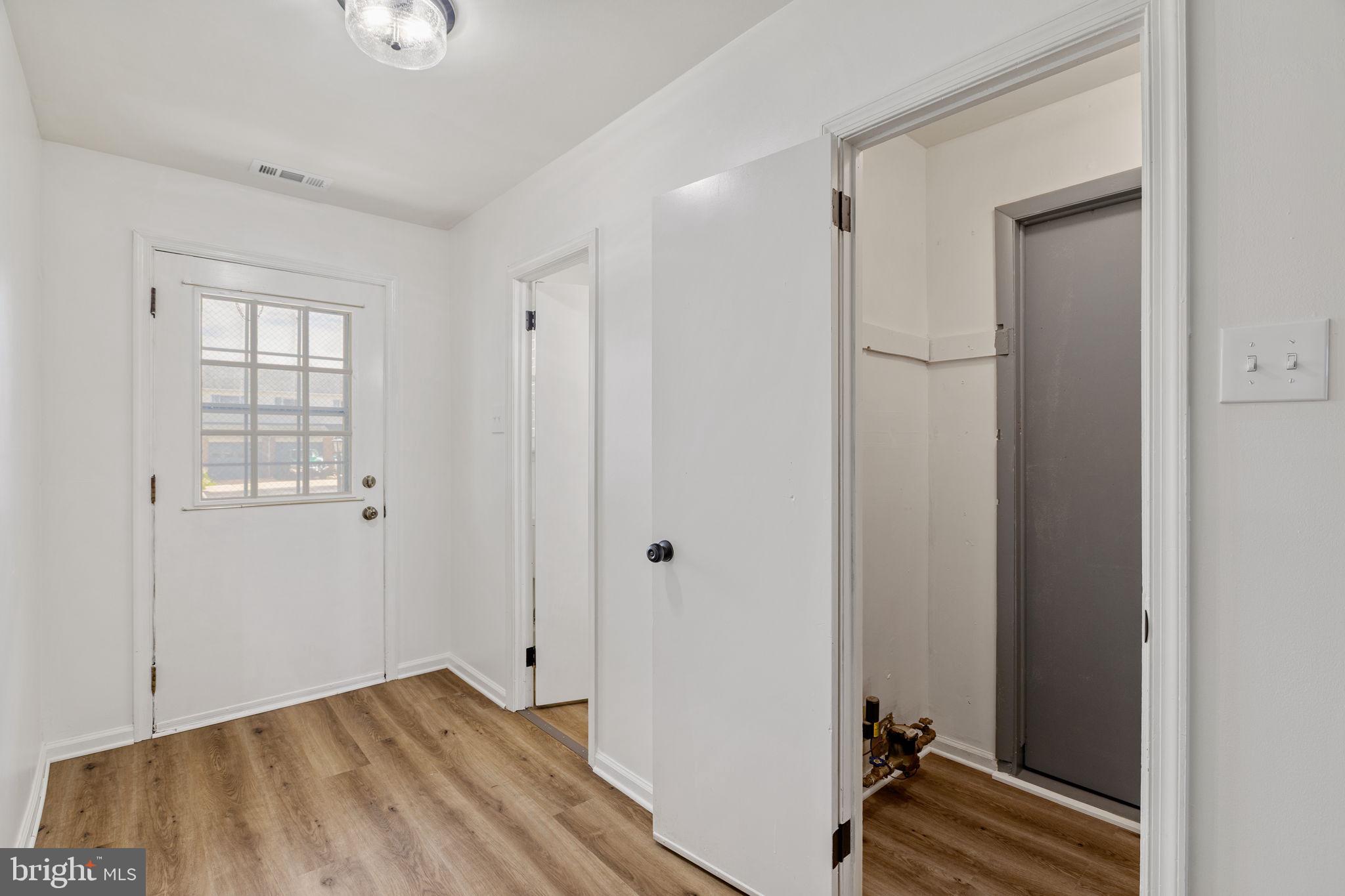 ORCHARD COURTS - Residential