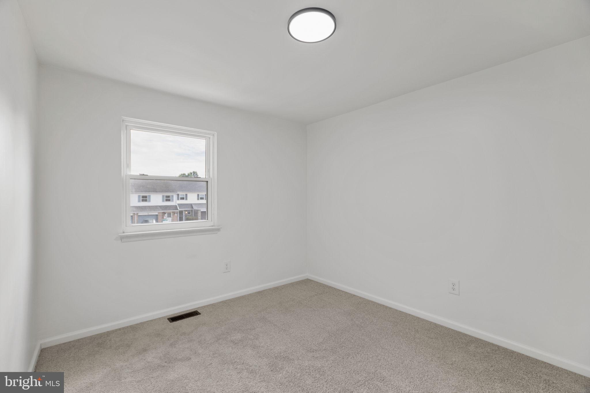 ORCHARD COURTS - Residential