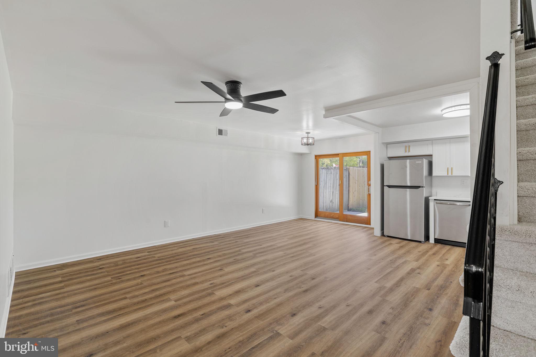 ORCHARD COURTS - Residential